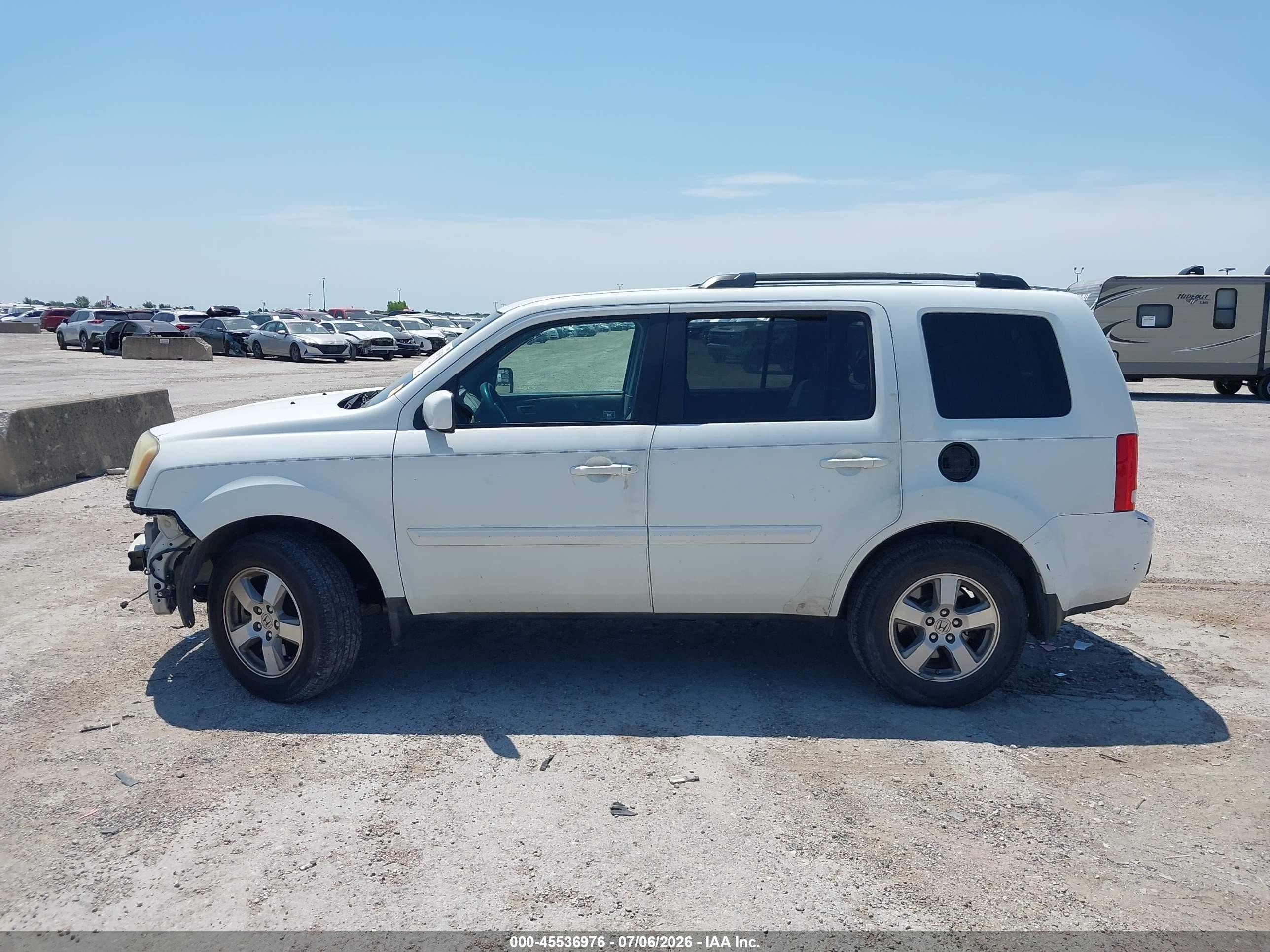 2010 Honda Pilot Ex White vin: 5FNYF3H43AB019591