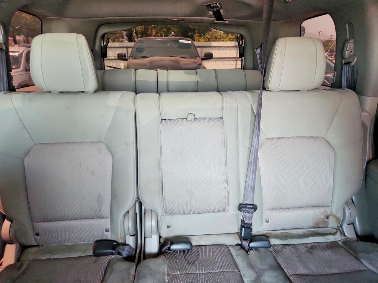2014 Honda Pilot Ex Silver vin: 5FNYF3H43EB011139