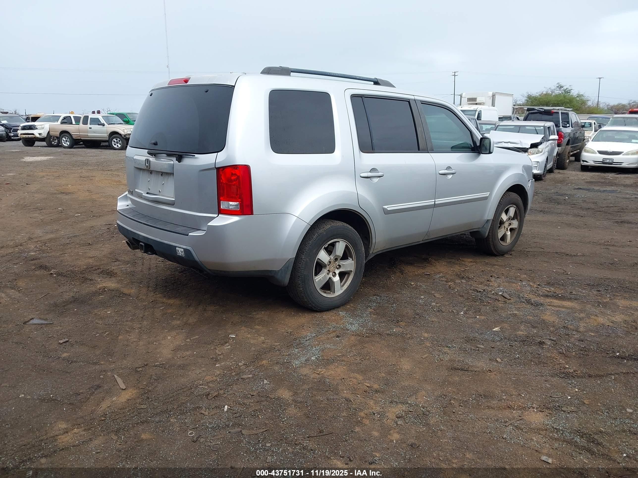 2010 Honda Pilot Ex Серебряный vin: 5FNYF3H44AB012925