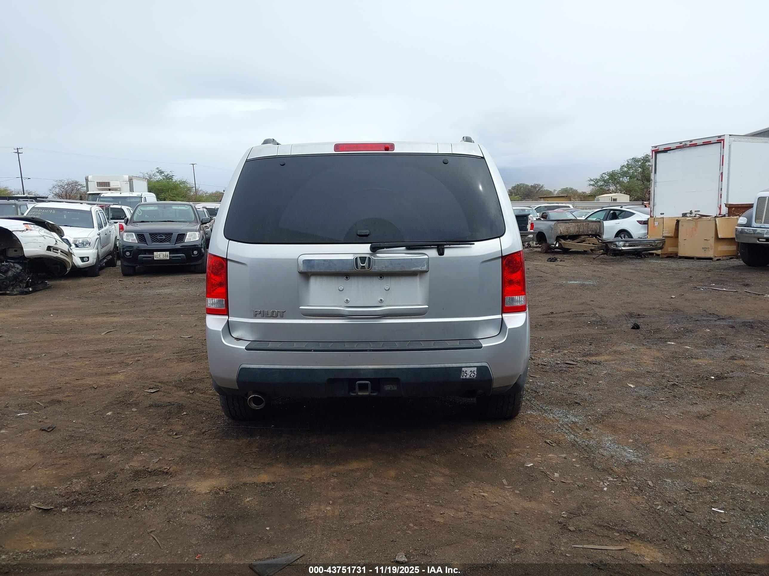 2010 Honda Pilot Ex Серебряный vin: 5FNYF3H44AB012925