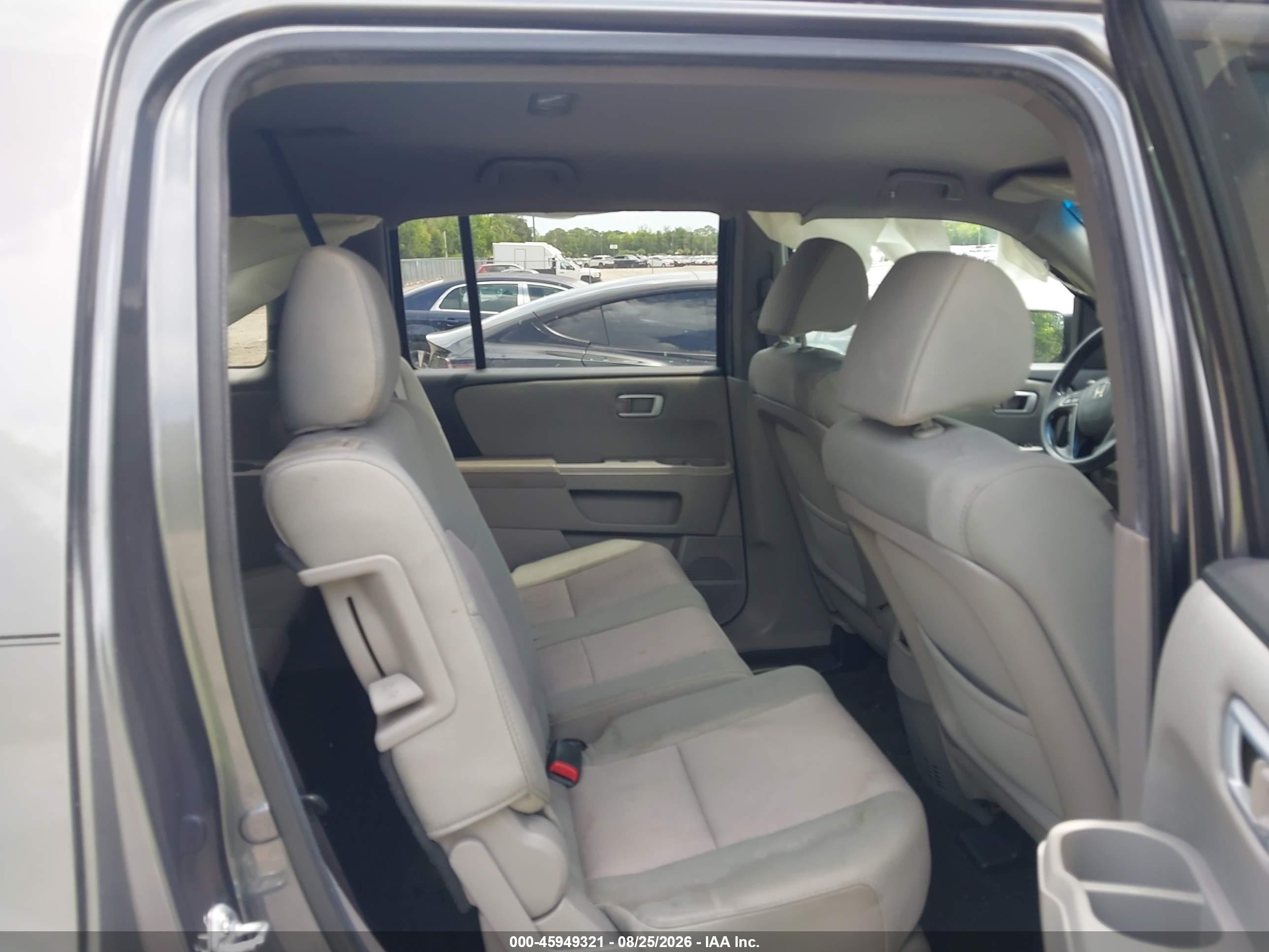 2012 Honda Pilot Ex Gray vin: 5FNYF3H44CB022759