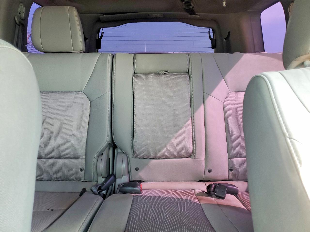 2012 Honda Pilot Ex Gray vin: 5FNYF3H44CB043658