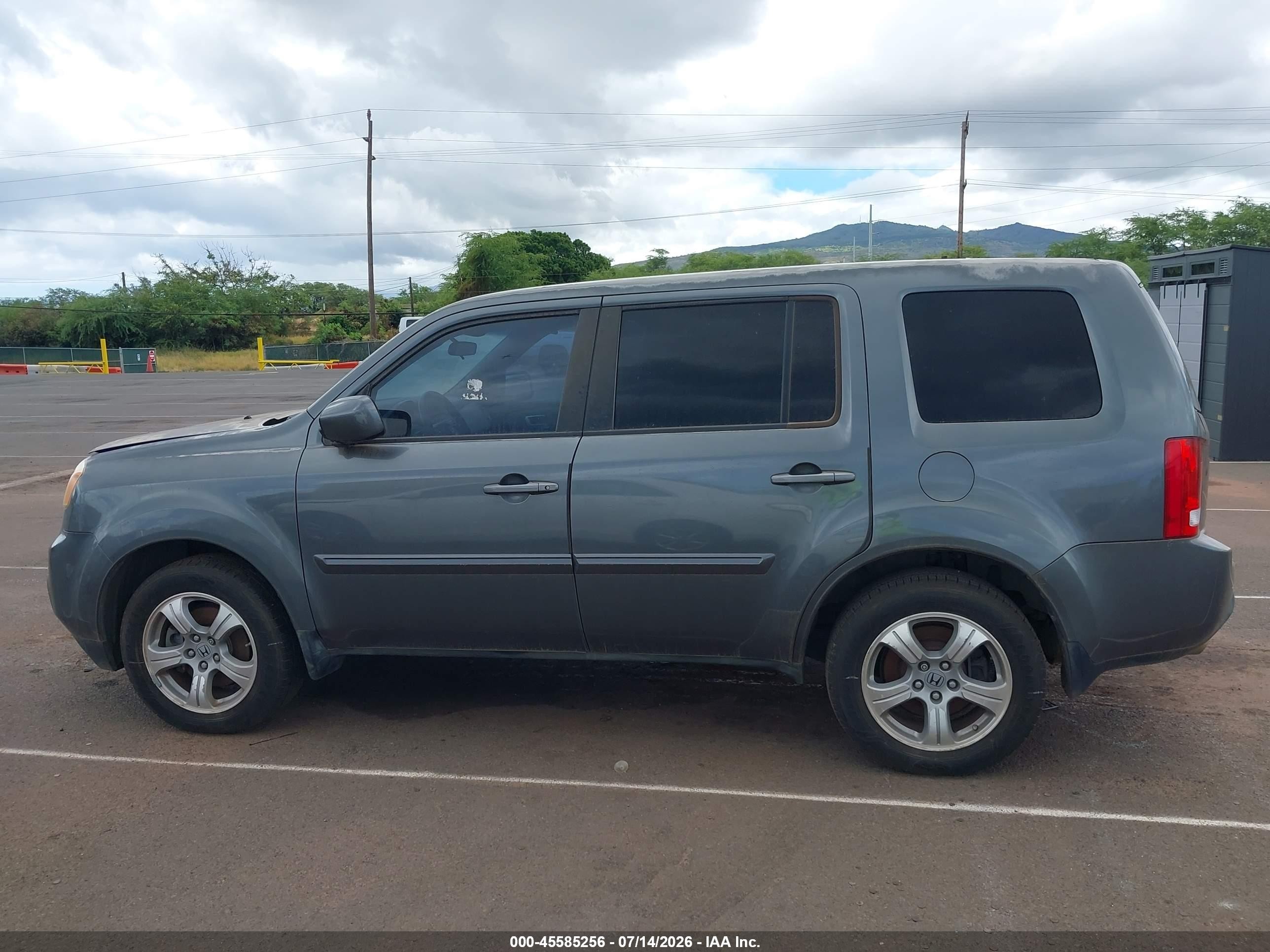 2012 Honda Pilot Ex Gray vin: 5FNYF3H44CB043658
