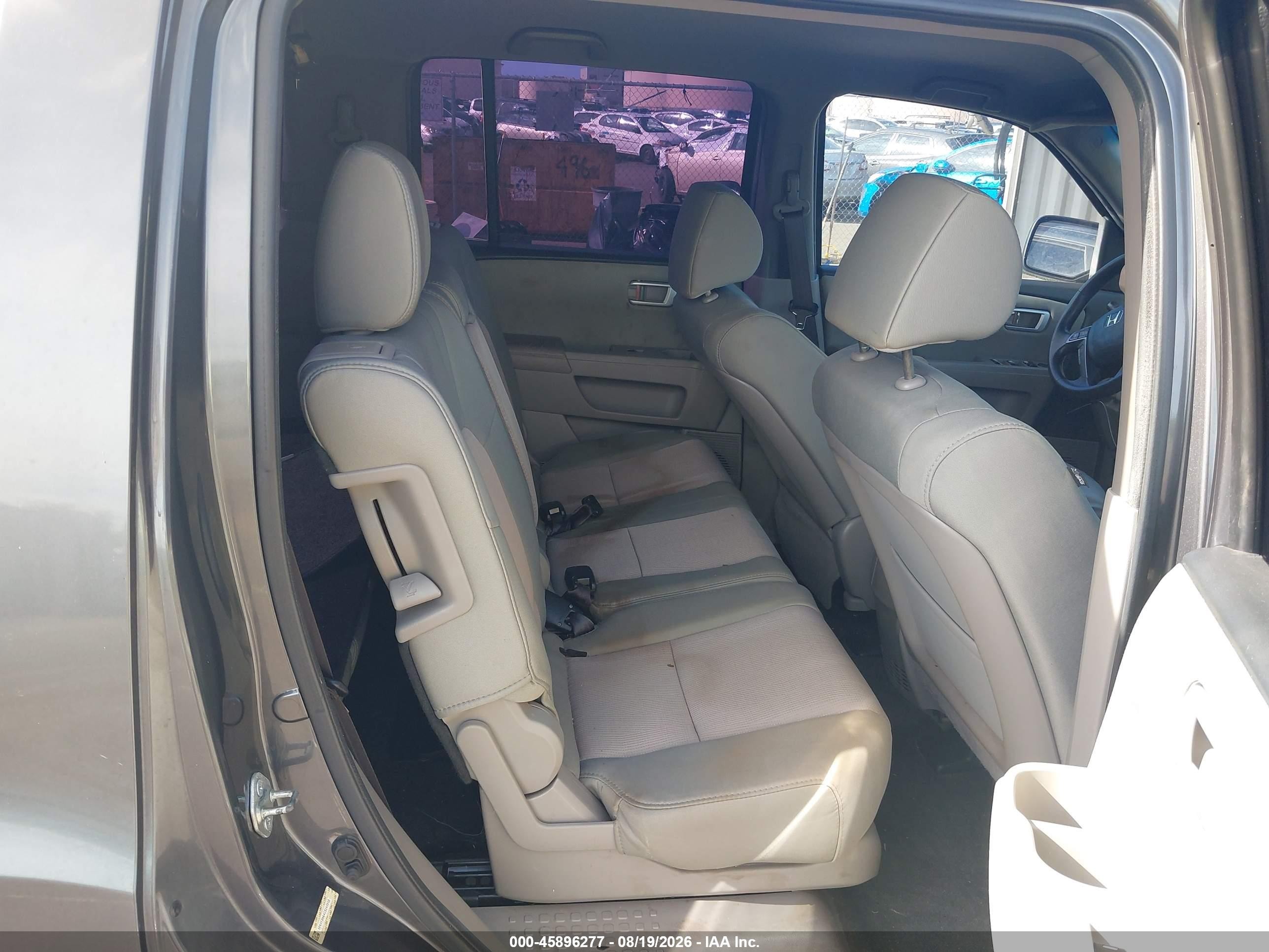 2012 Honda Pilot Ex Gray vin: 5FNYF3H44CB043658