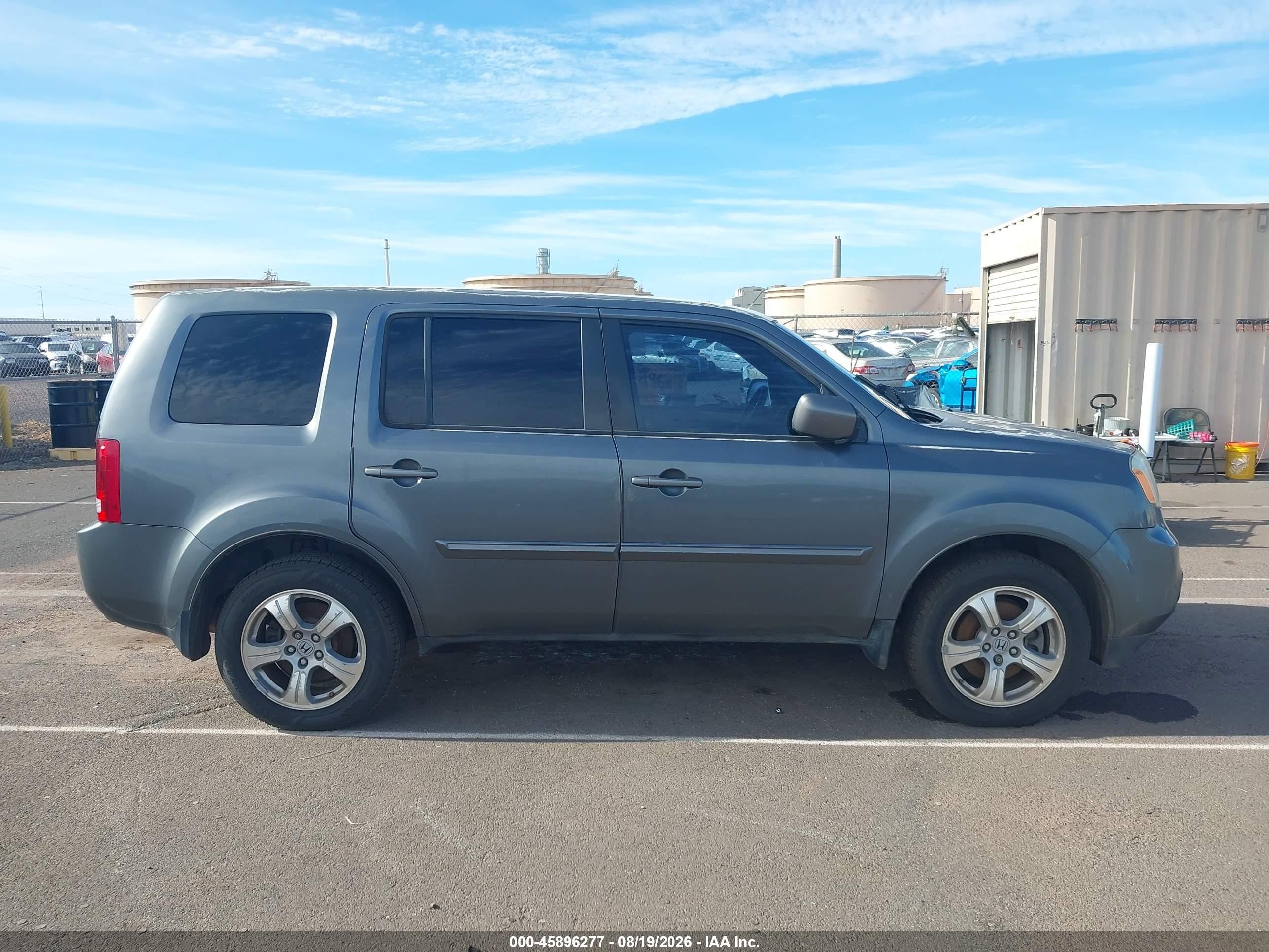 2012 Honda Pilot Ex Gray vin: 5FNYF3H44CB043658