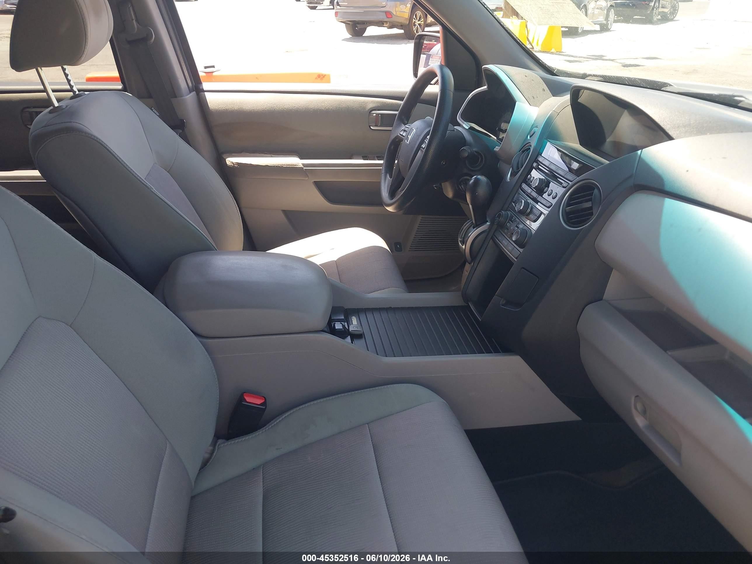 2014 Honda Pilot Ex Gray vin: 5FNYF3H44EB024188