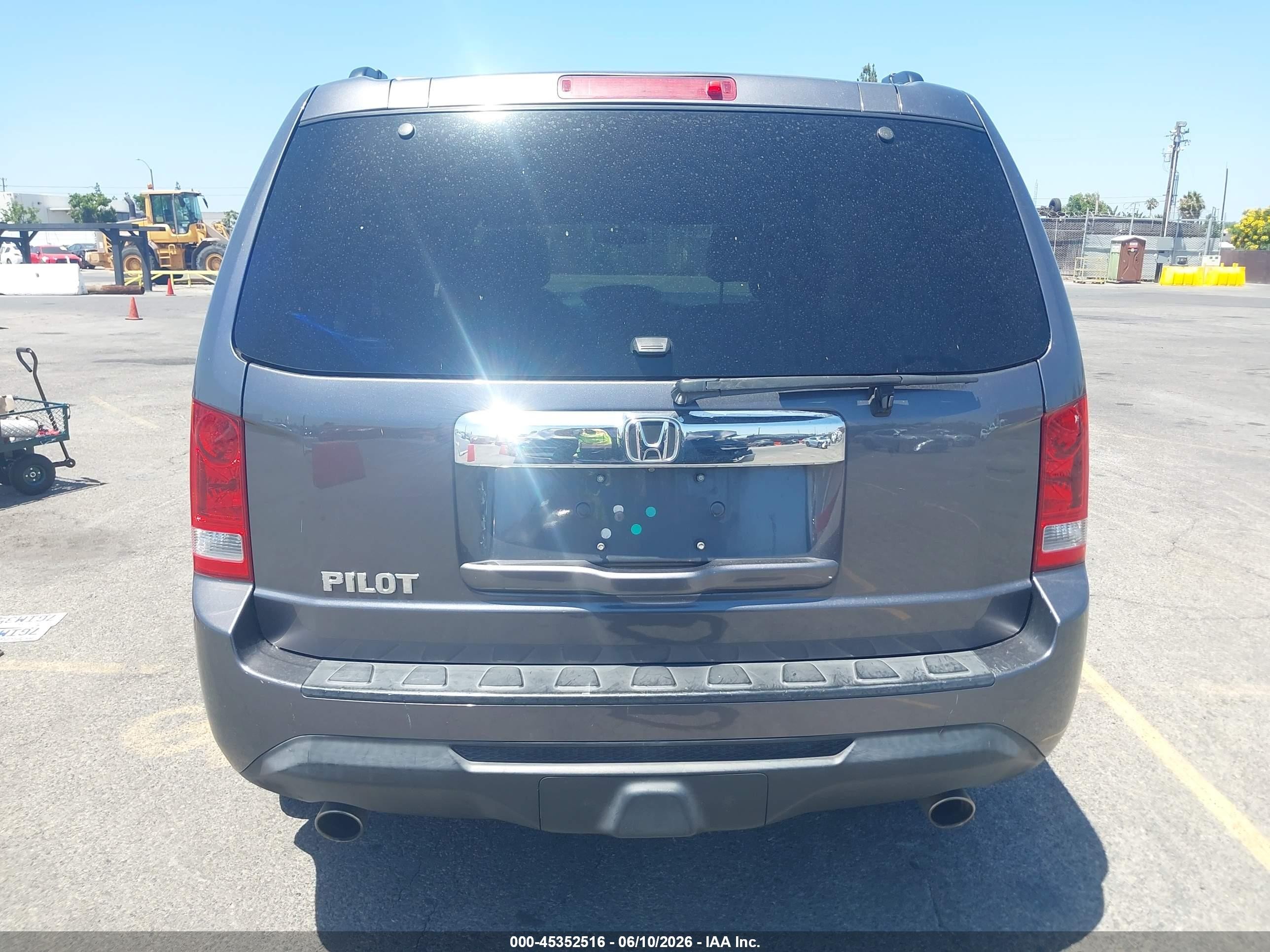 2014 Honda Pilot Ex Gray vin: 5FNYF3H44EB024188