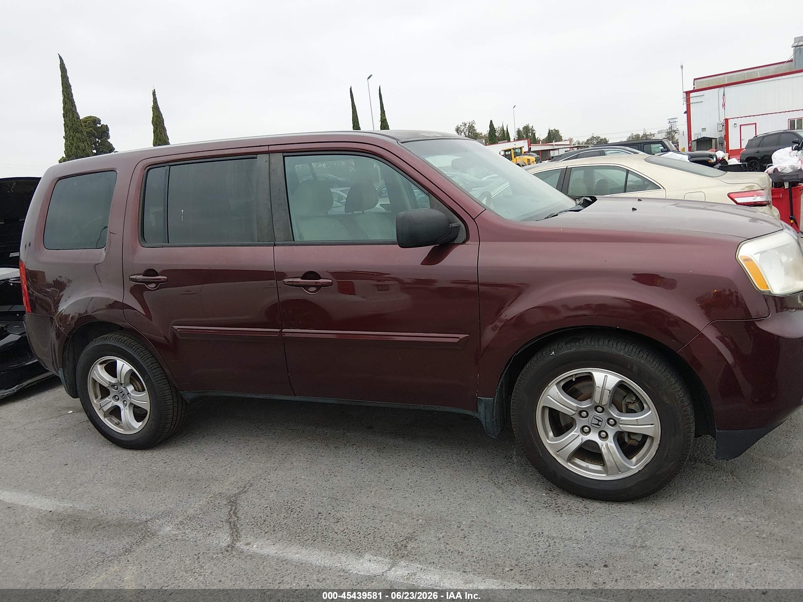 2015 Honda Pilot Ex Burgundy vin: 5FNYF3H44FB023253