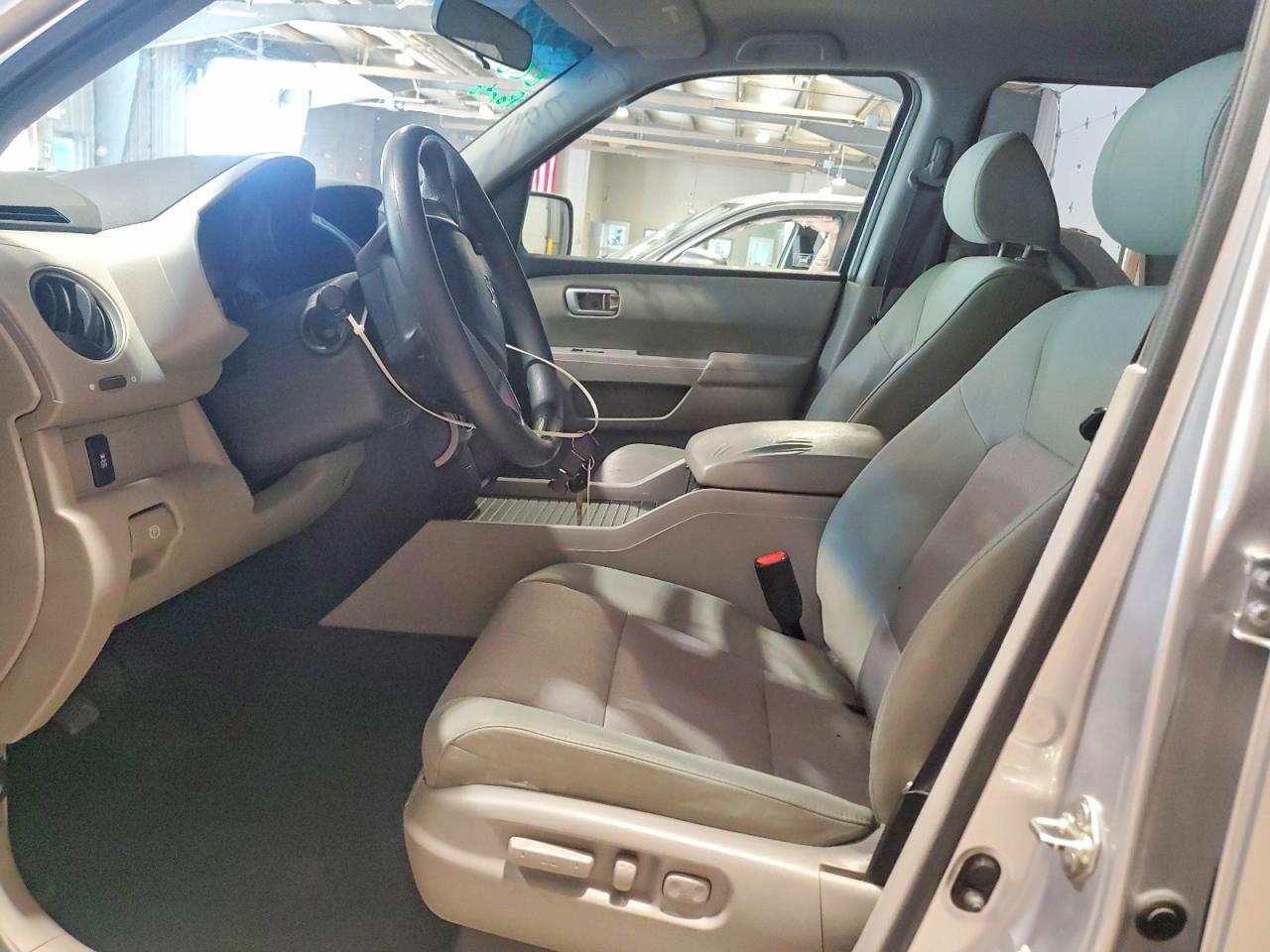 2012 Honda Pilot Ex Silver vin: 5FNYF3H45CB033088