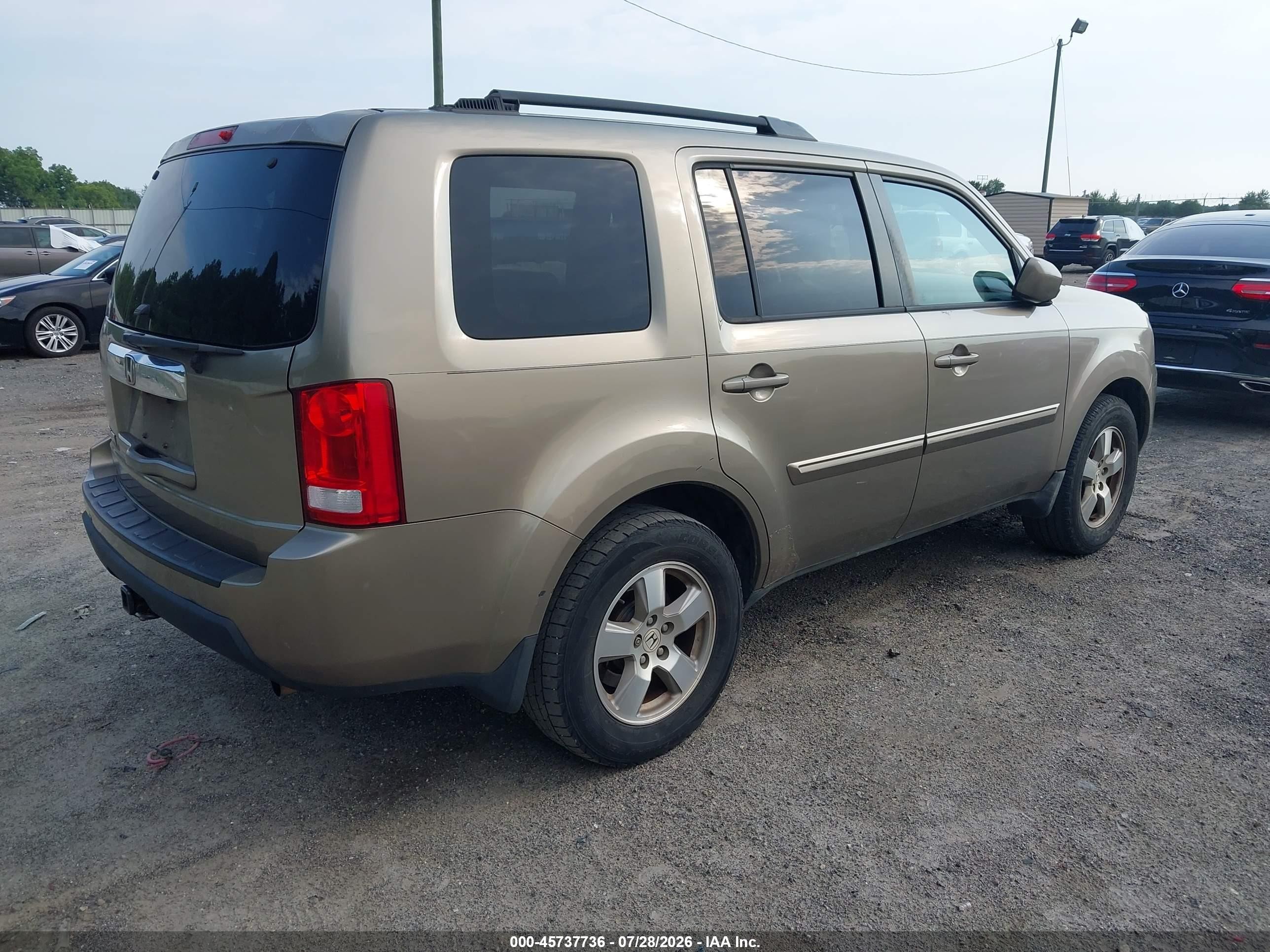2011 Honda Pilot Ex Gold vin: 5FNYF3H46BB045832