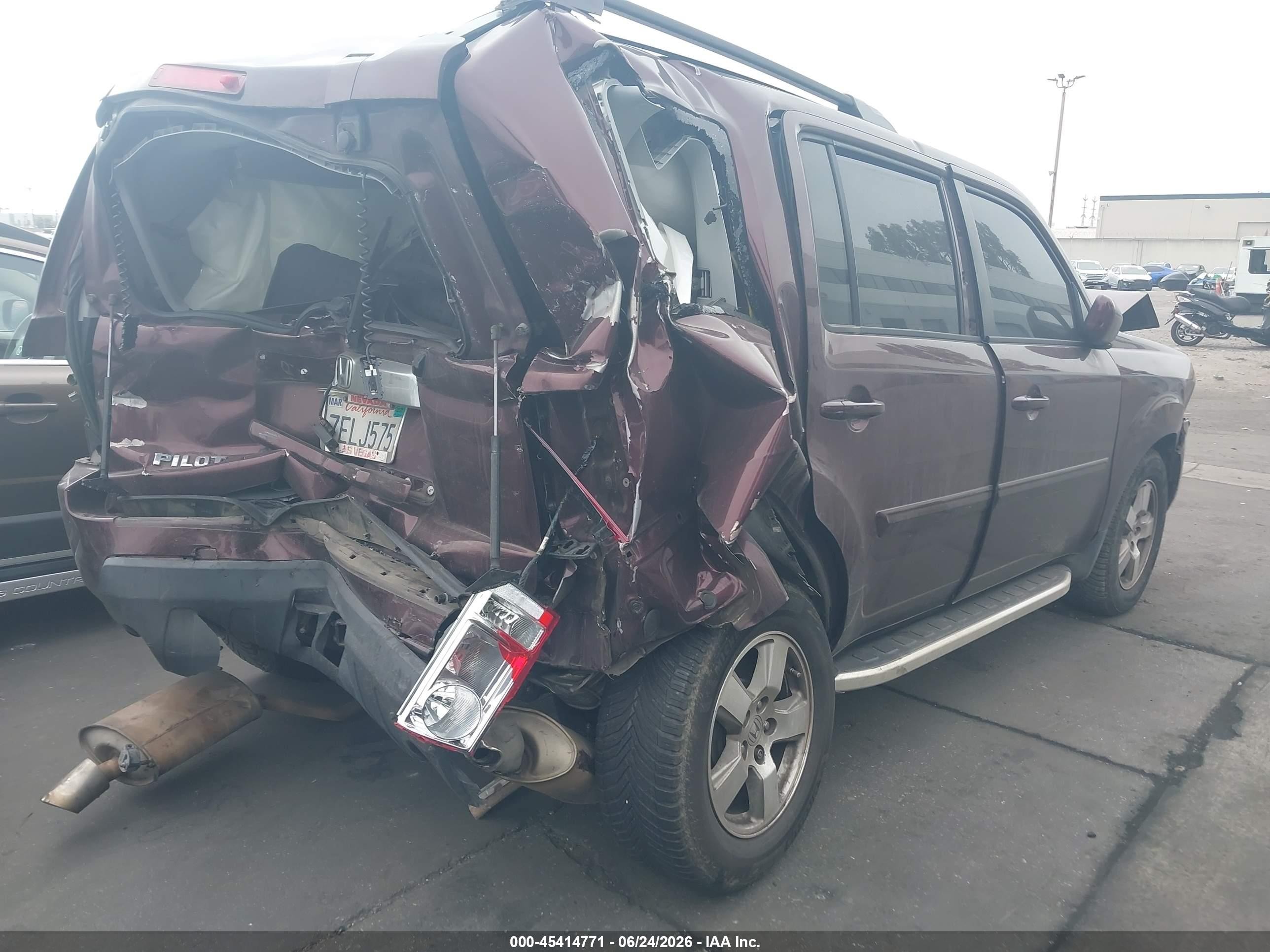 2011 Honda Pilot Ex Red vin: 5FNYF3H46BB054336