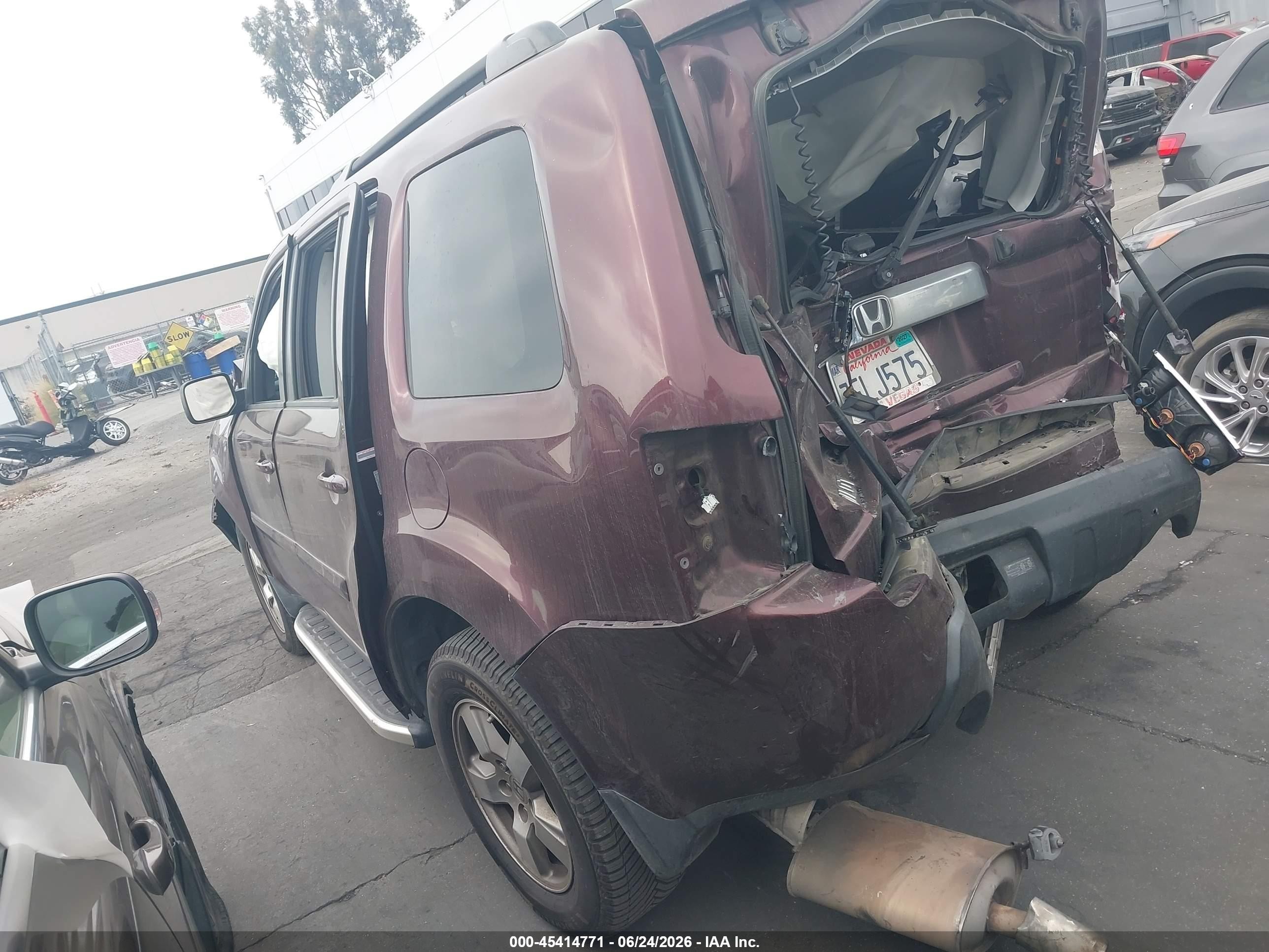 2011 Honda Pilot Ex Red vin: 5FNYF3H46BB054336