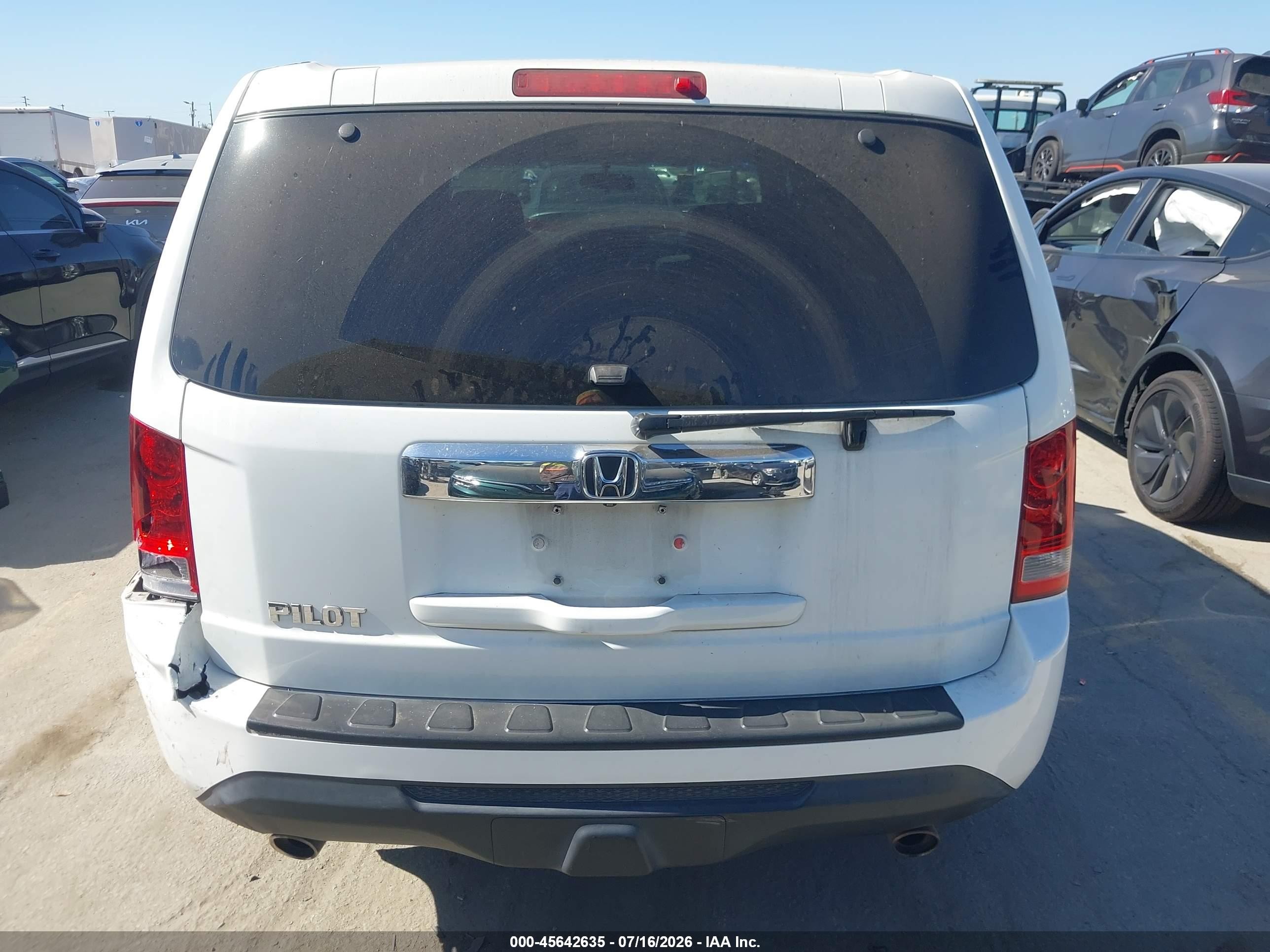 2013 Honda Pilot Ex White vin: 5FNYF3H46DB001459