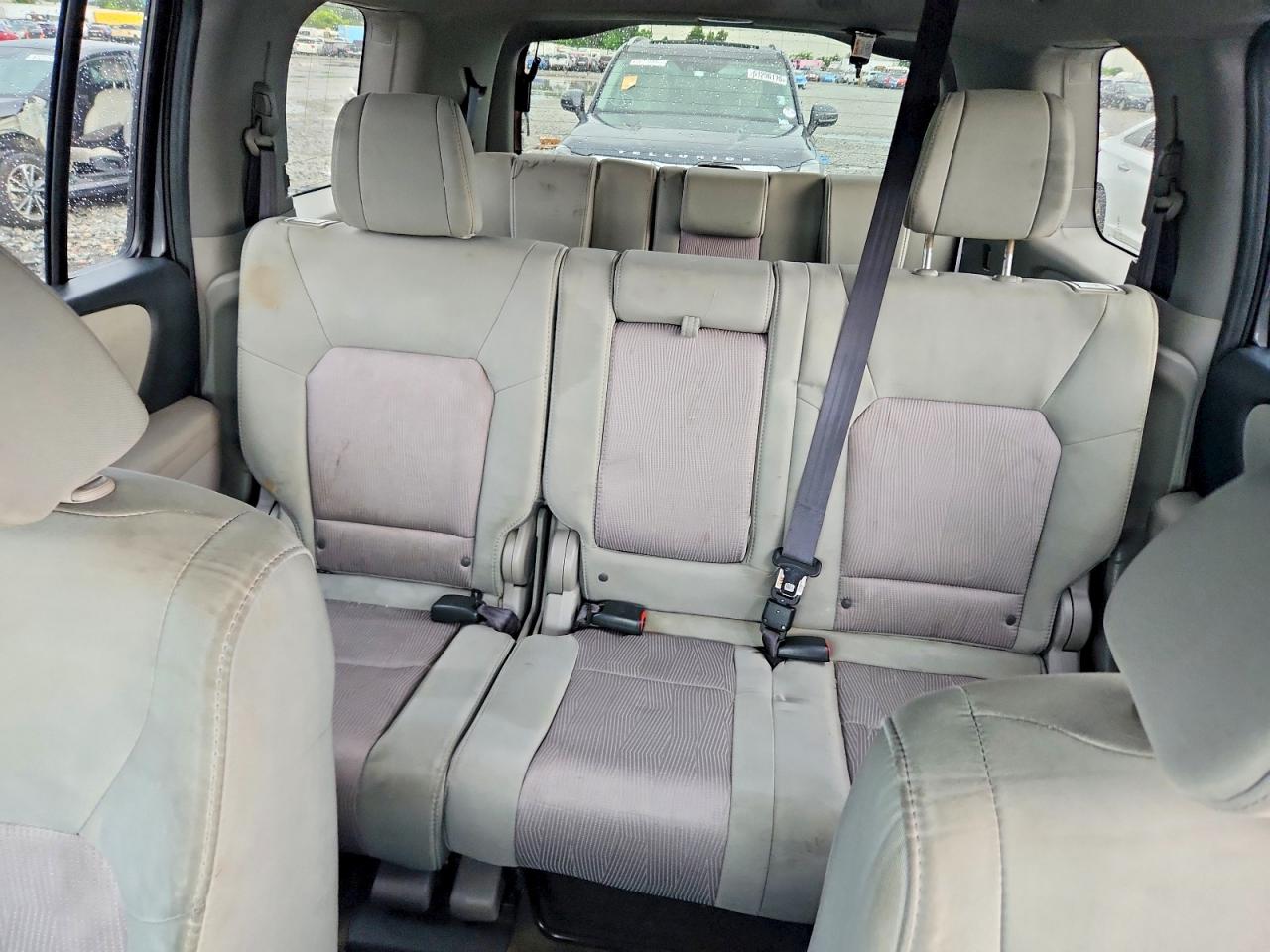 2014 Honda Pilot Ex Gray vin: 5FNYF3H46EB008588