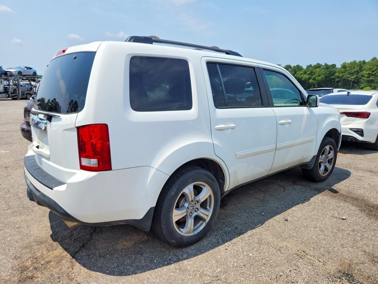 2015 Honda Pilot Ex White vin: 5FNYF3H46FB029992