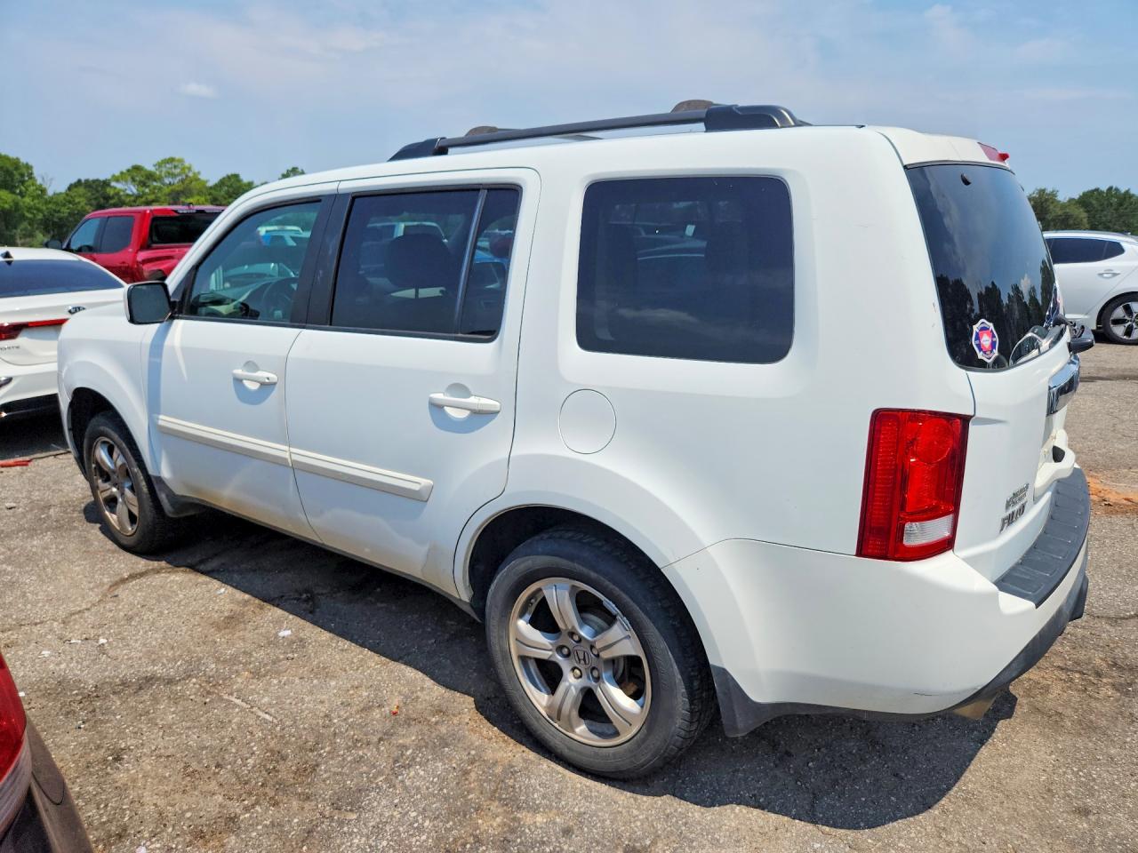 2015 Honda Pilot Ex White vin: 5FNYF3H46FB029992