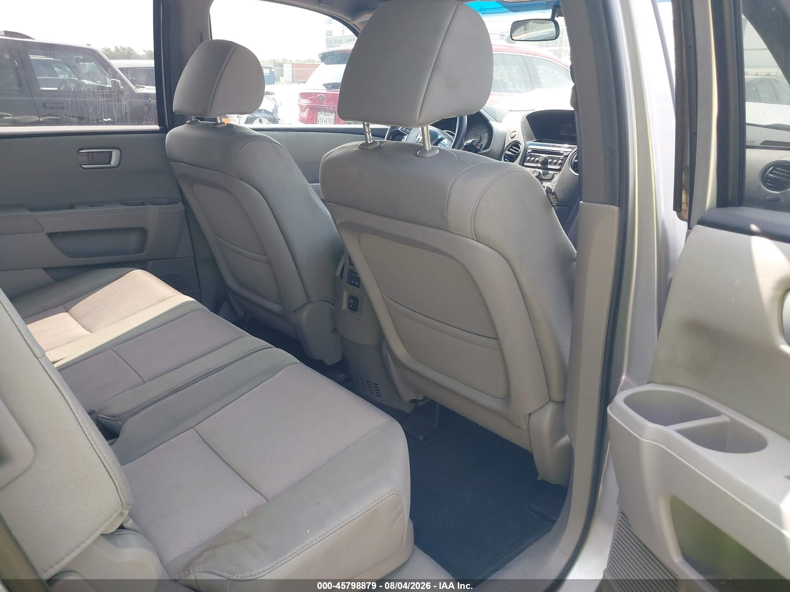 2012 Honda Pilot Ex Silver vin: 5FNYF3H47CB006023