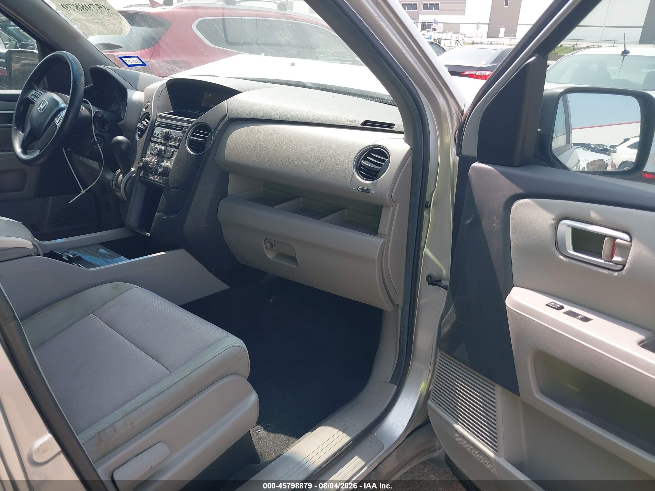 2012 Honda Pilot Ex Silver vin: 5FNYF3H47CB006023