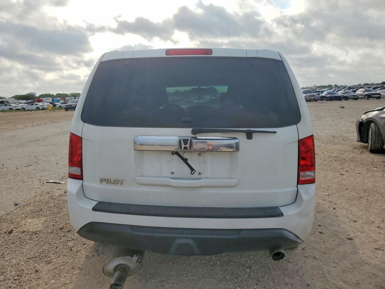 2012 Honda Pilot Ex White vin: 5FNYF3H47CB025266