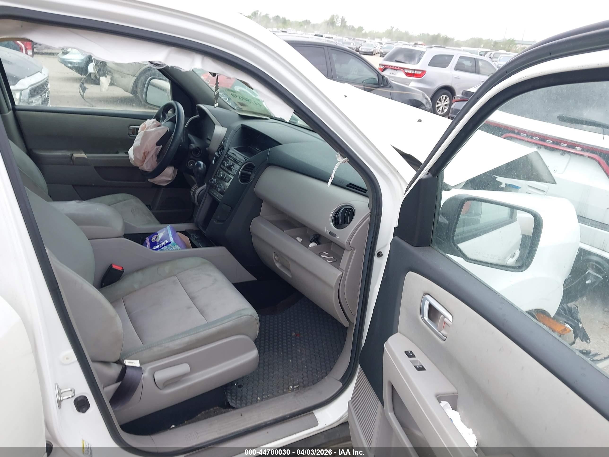 2012 Honda Pilot Ex White vin: 5FNYF3H47CB043413