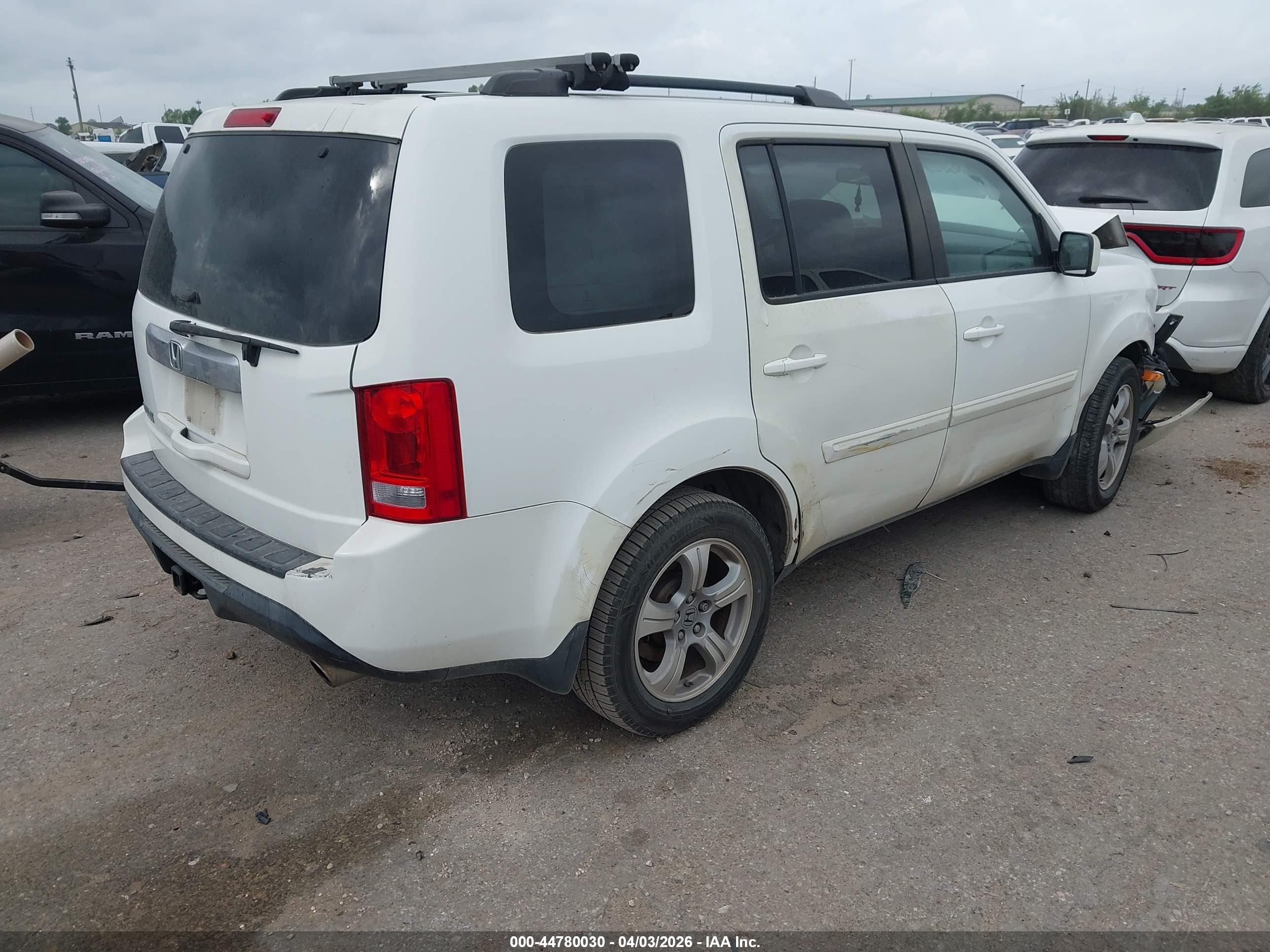 2012 Honda Pilot Ex White vin: 5FNYF3H47CB043413