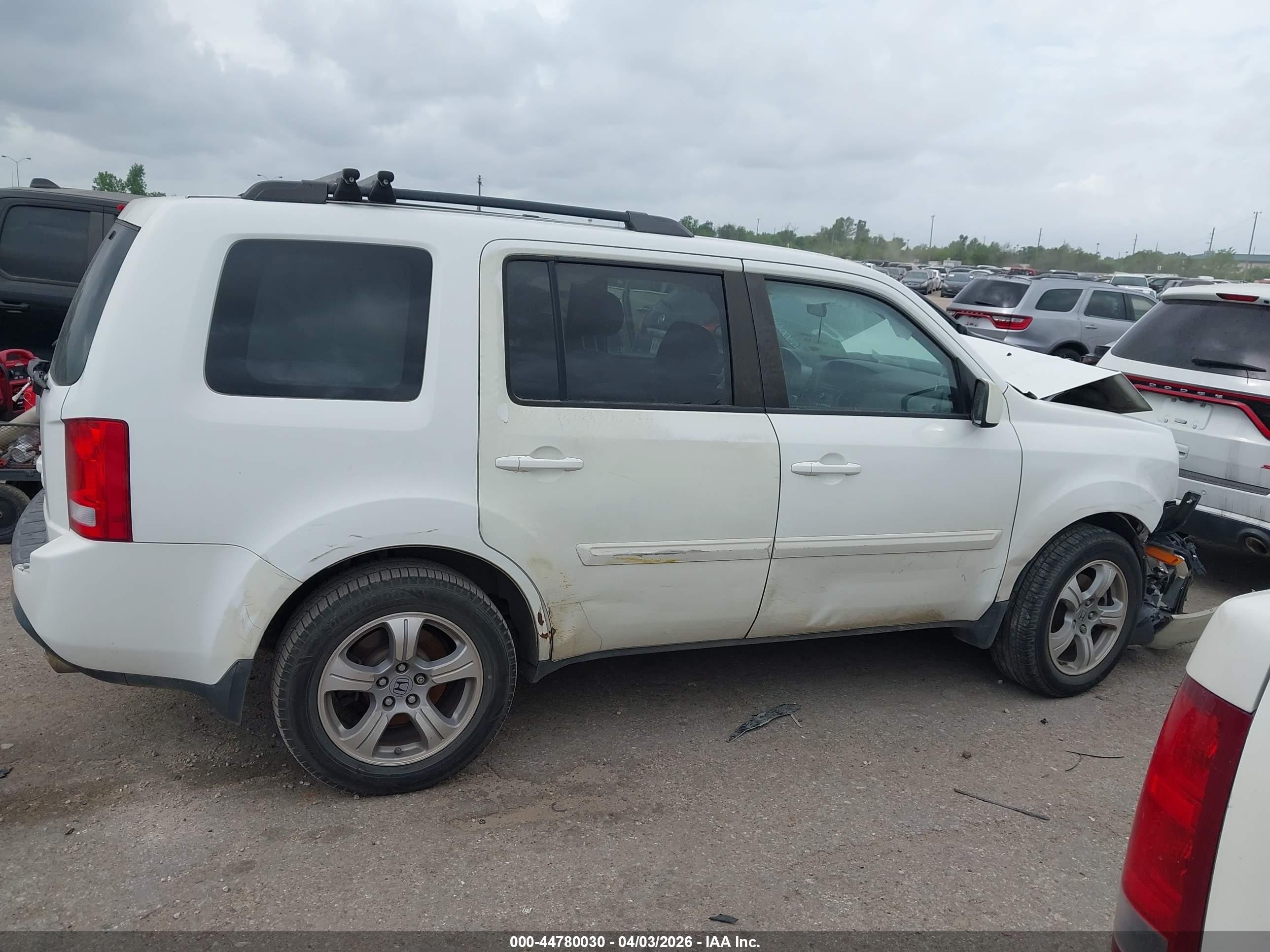 2012 Honda Pilot Ex White vin: 5FNYF3H47CB043413
