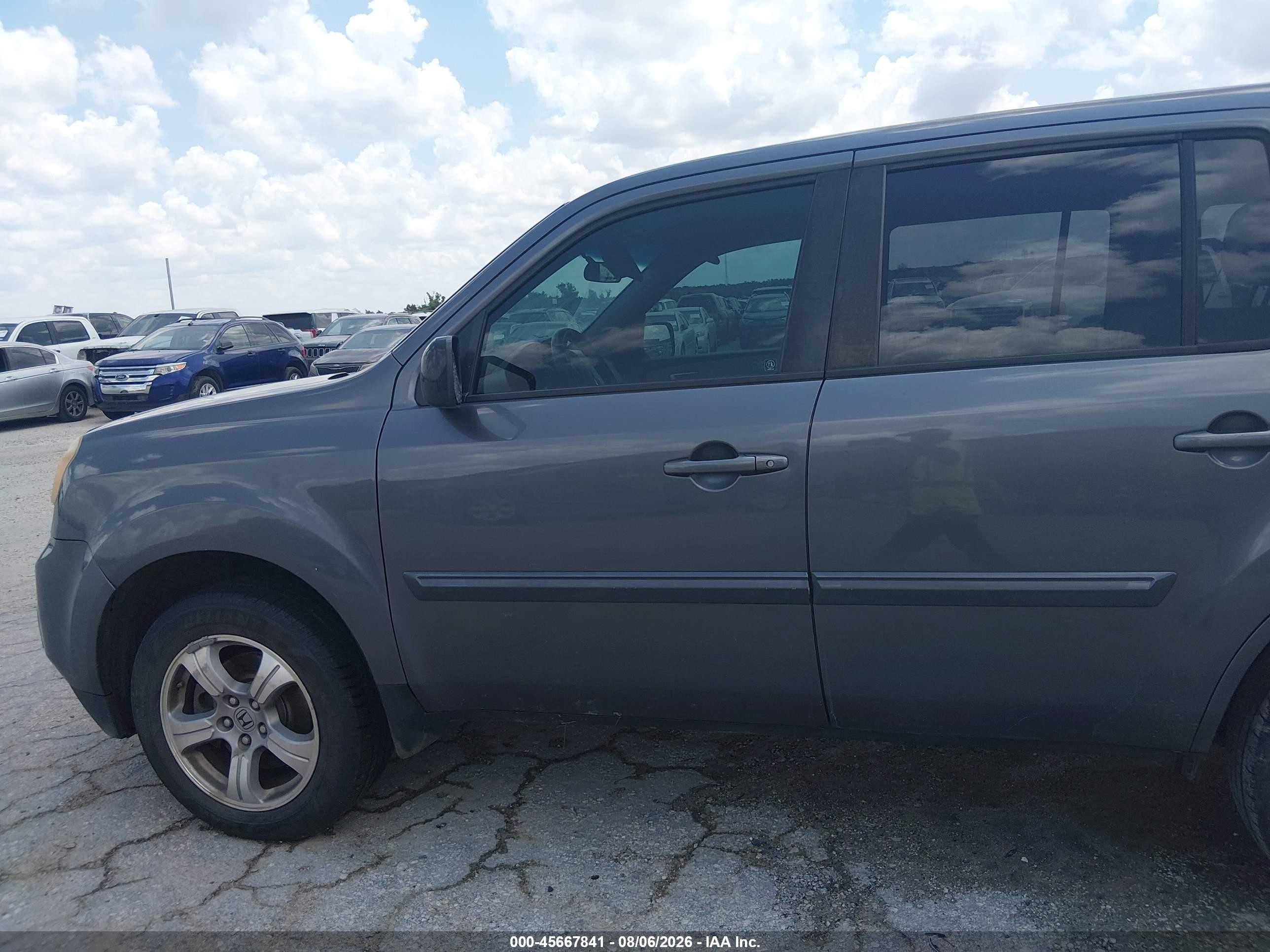 2014 Honda Pilot Ex Gray vin: 5FNYF3H47EB003500