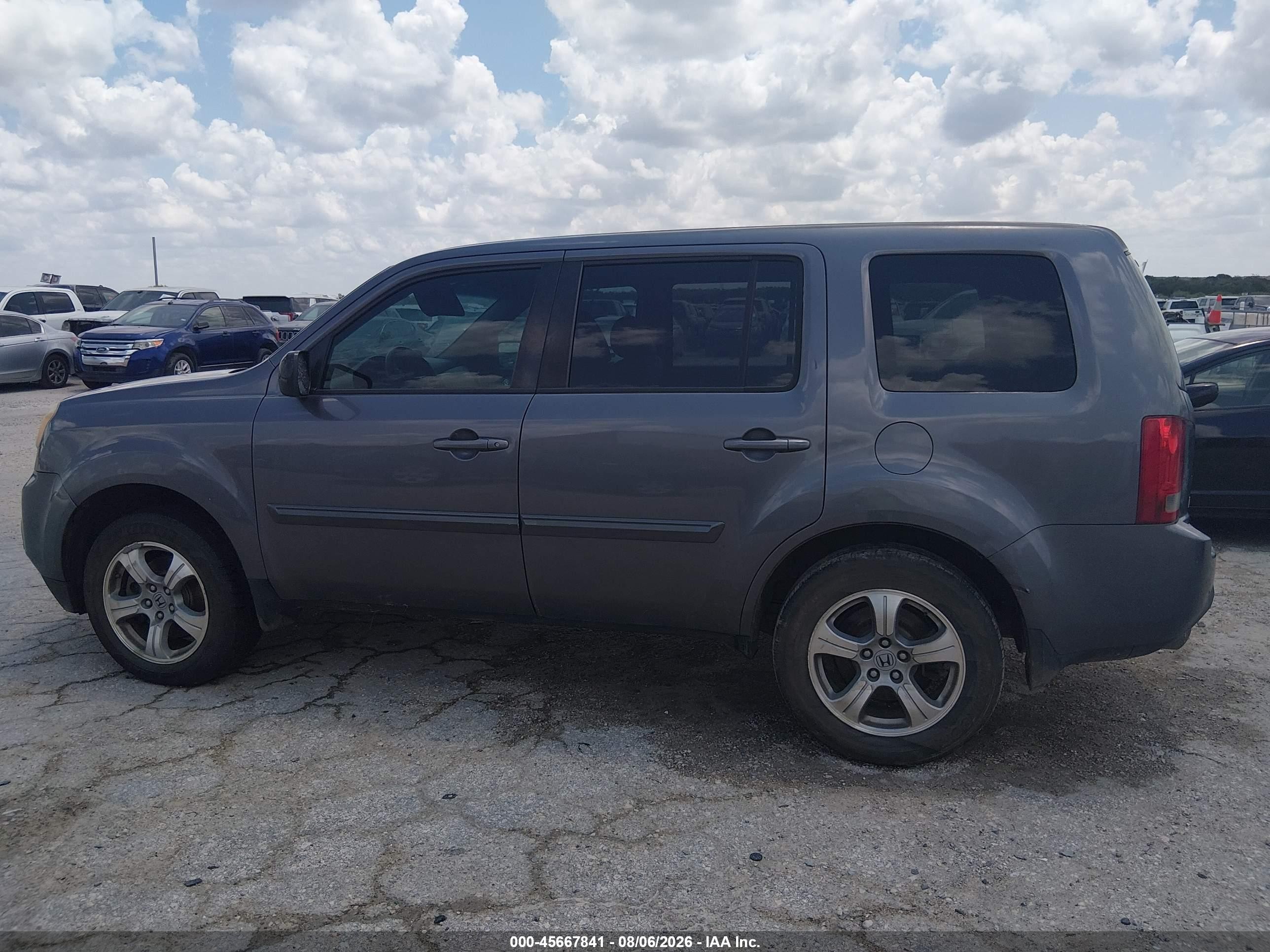 2014 Honda Pilot Ex Gray vin: 5FNYF3H47EB003500