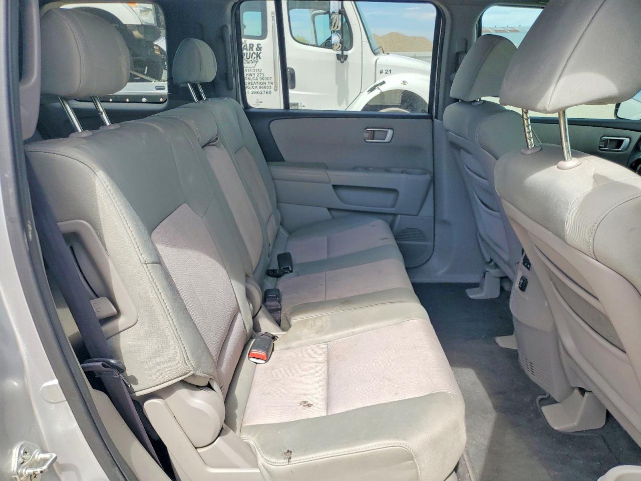 2010 Honda Pilot Ex Silver vin: 5FNYF3H48AB006139