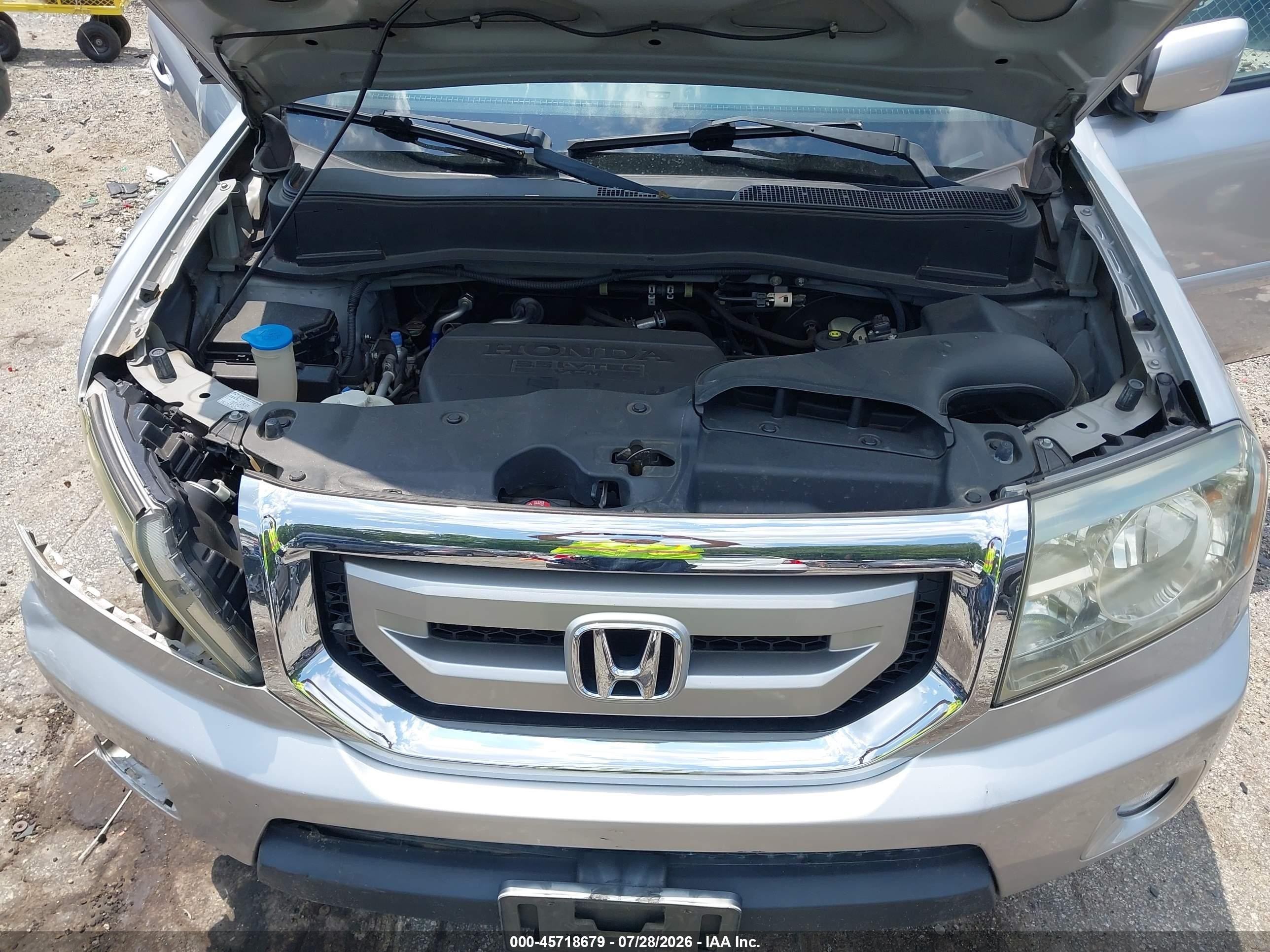2011 Honda Pilot Ex Silver vin: 5FNYF3H48BB017739