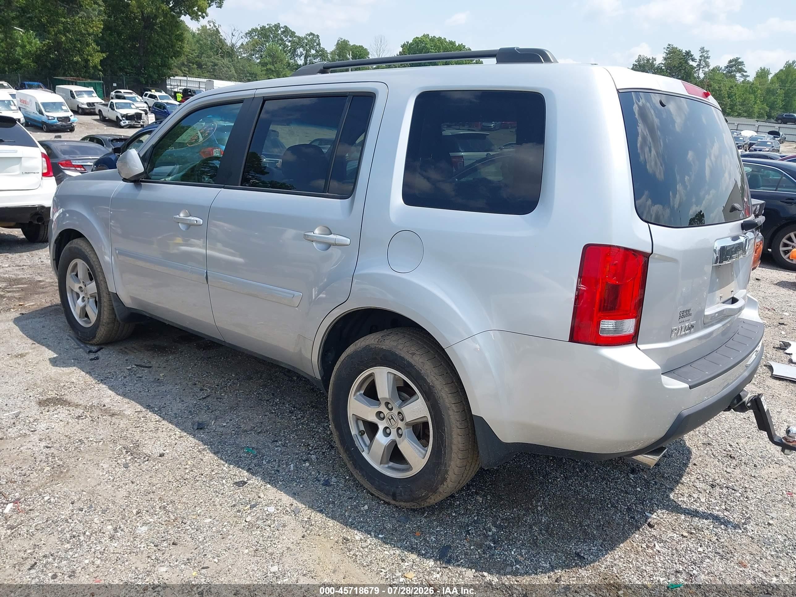 2011 Honda Pilot Ex Silver vin: 5FNYF3H48BB017739