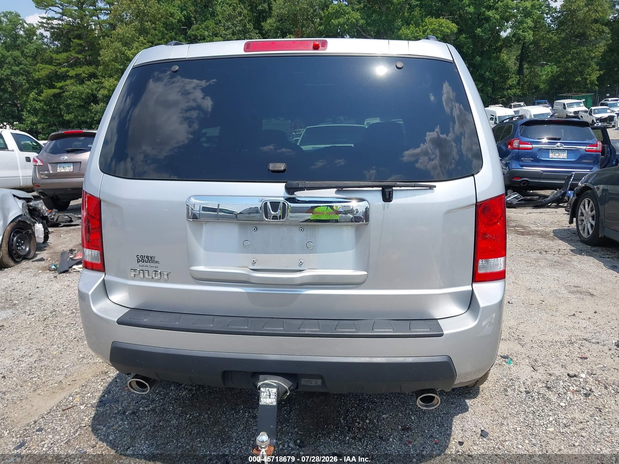 2011 Honda Pilot Ex Silver vin: 5FNYF3H48BB017739