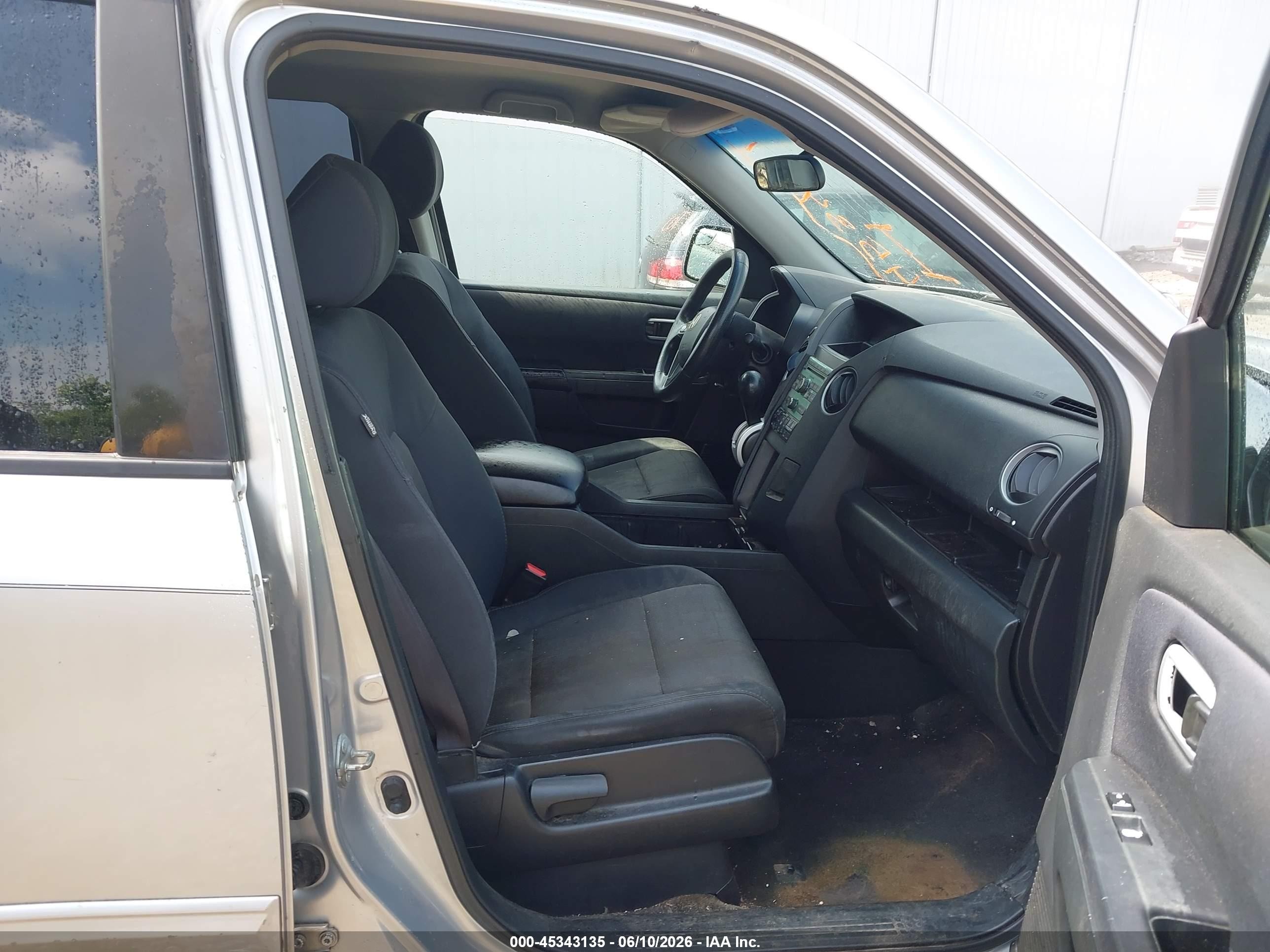 2011 Honda Pilot Ex Silver vin: 5FNYF3H49BB028250