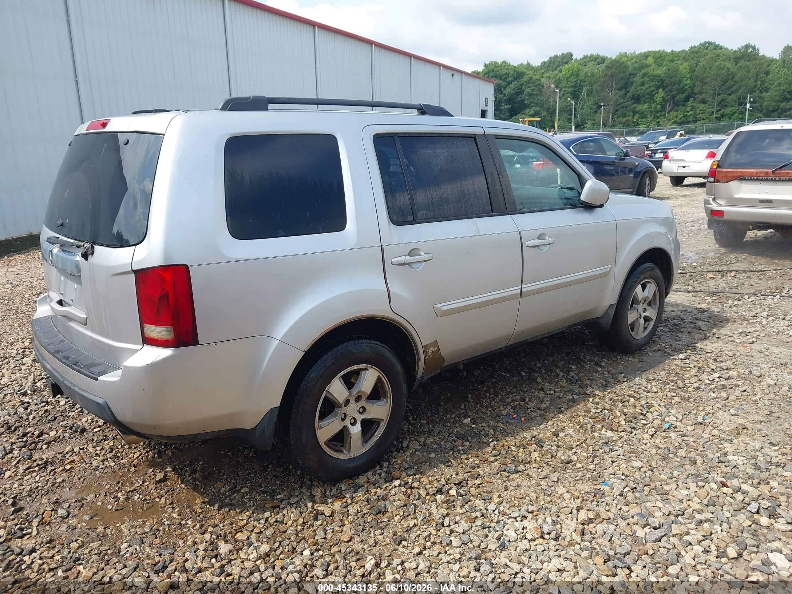 2011 Honda Pilot Ex Silver vin: 5FNYF3H49BB028250