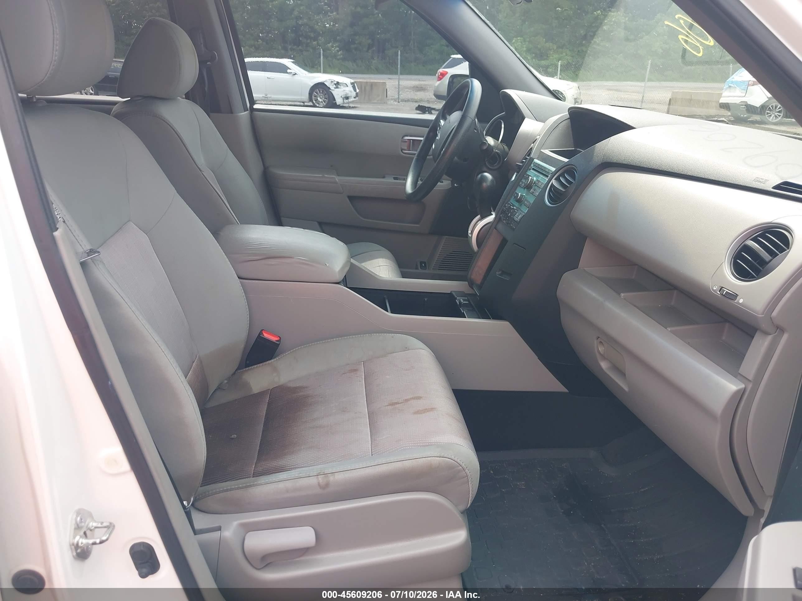 2011 Honda Pilot Ex White vin: 5FNYF3H49BB033707