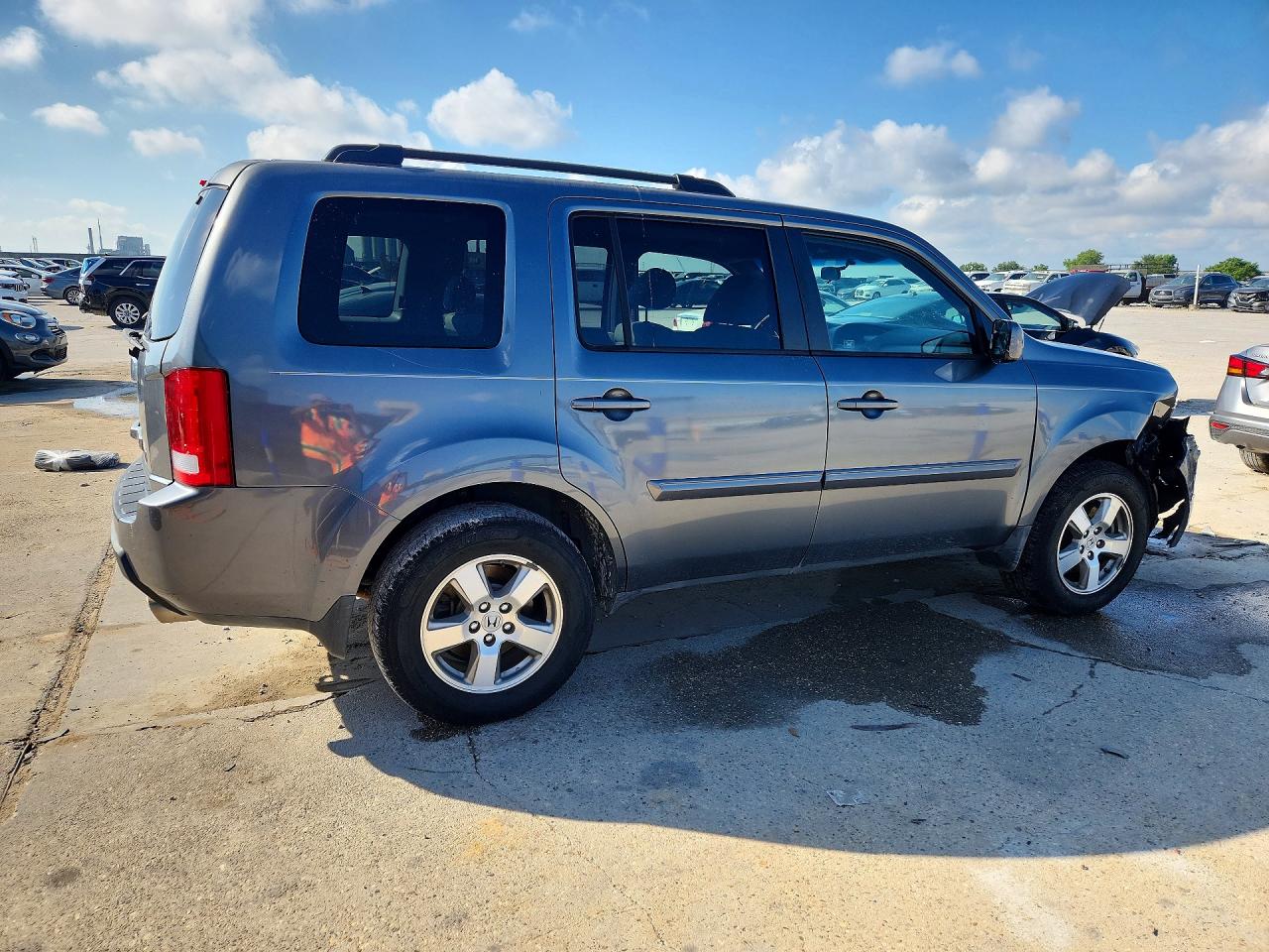 2011 Honda Pilot Ex Gray vin: 5FNYF3H49BB056520