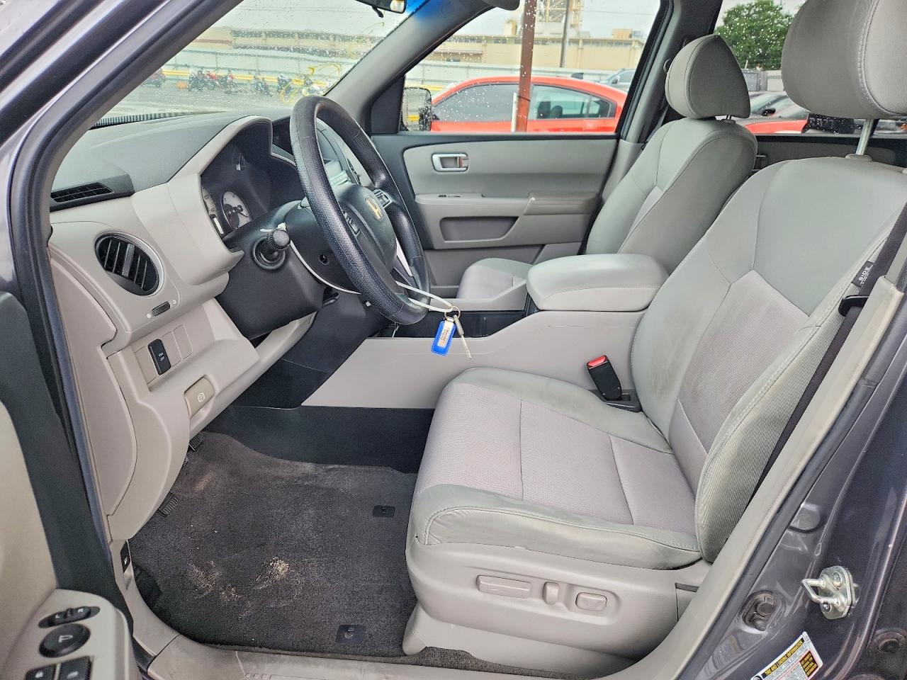 2011 Honda Pilot Ex Gray vin: 5FNYF3H49BB056520