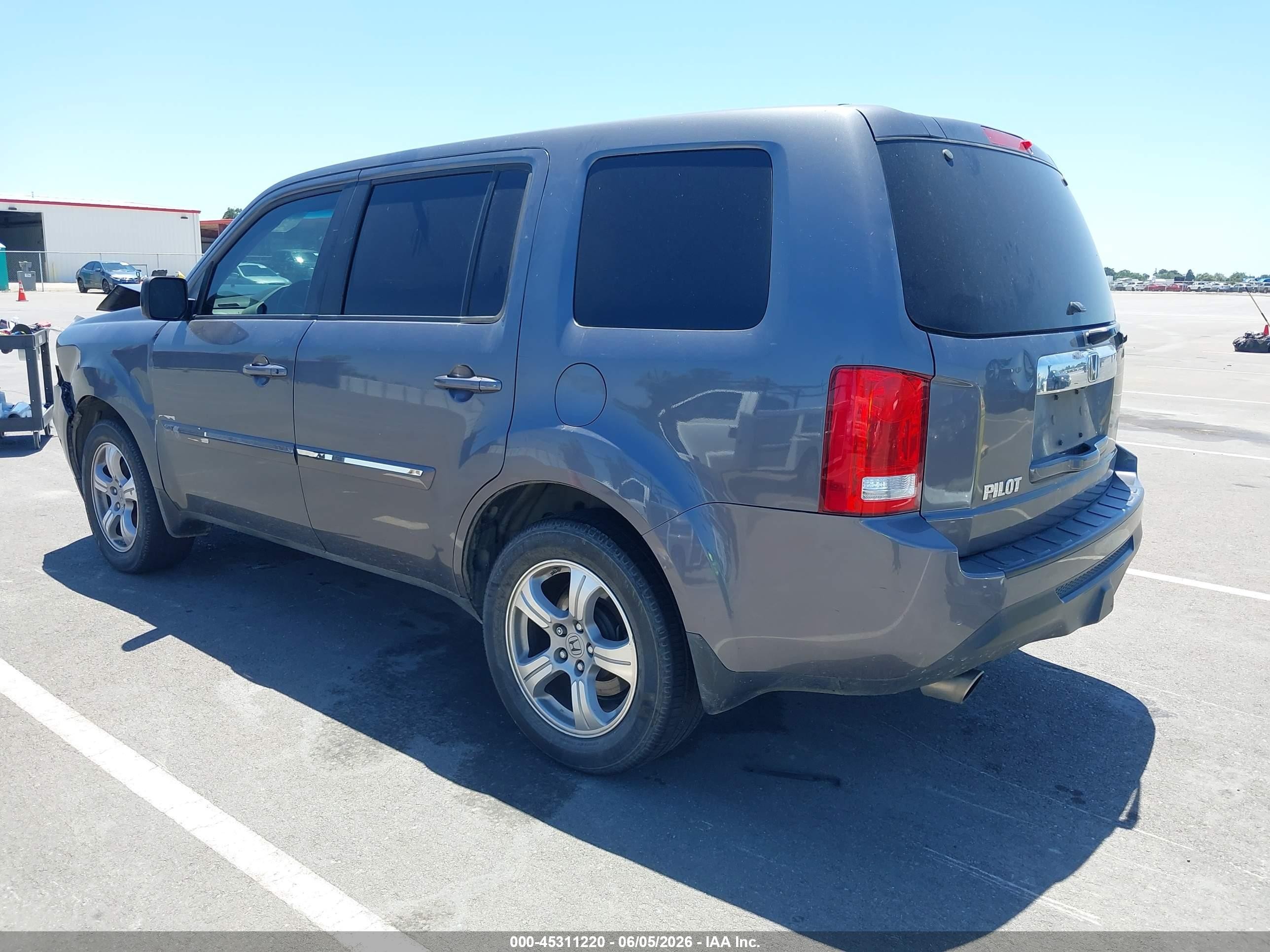 2015 Honda Pilot Ex Серый vin: 5FNYF3H49FB009168