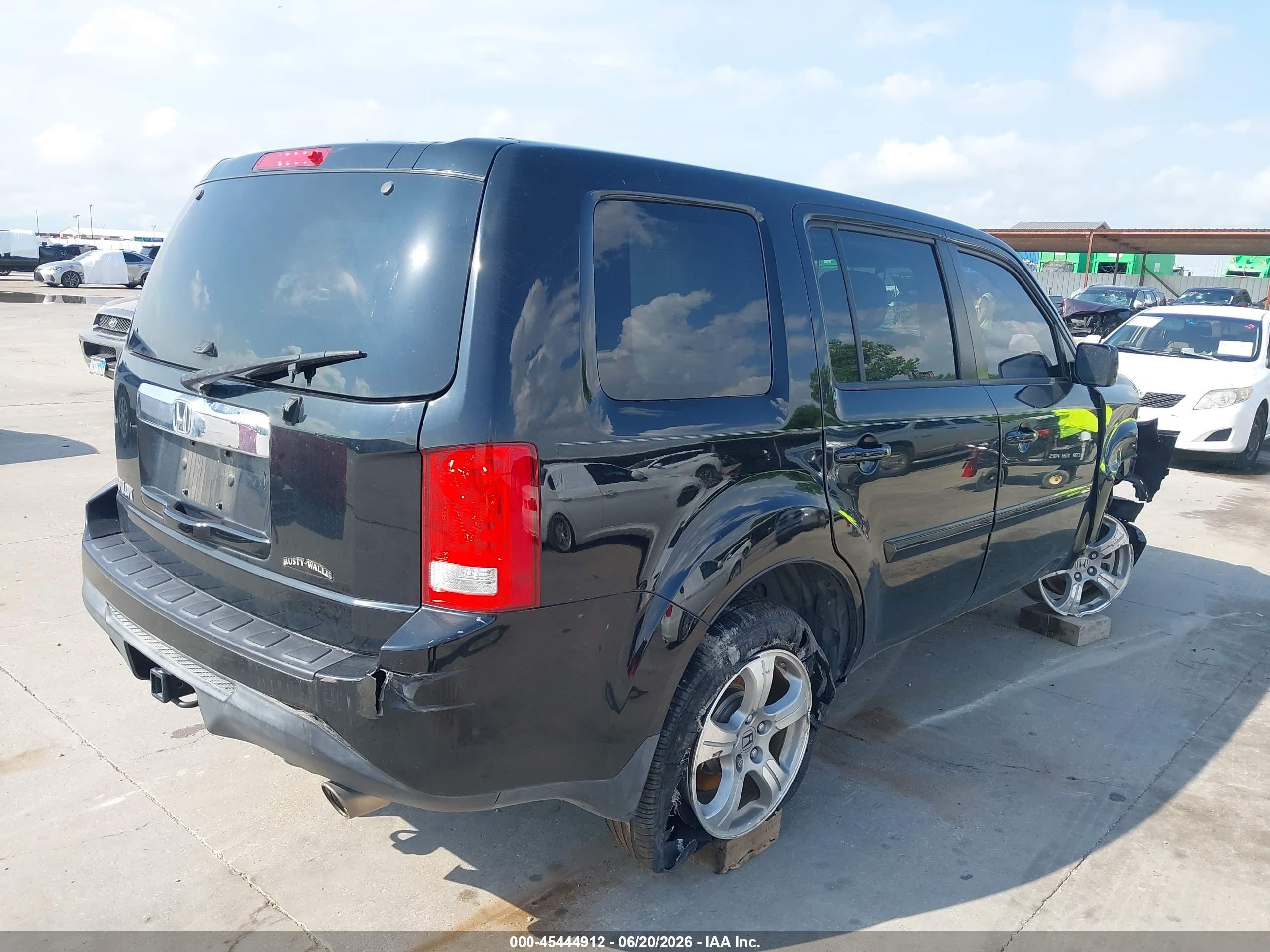 2015 Honda Pilot Ex Черный vin: 5FNYF3H49FB031977