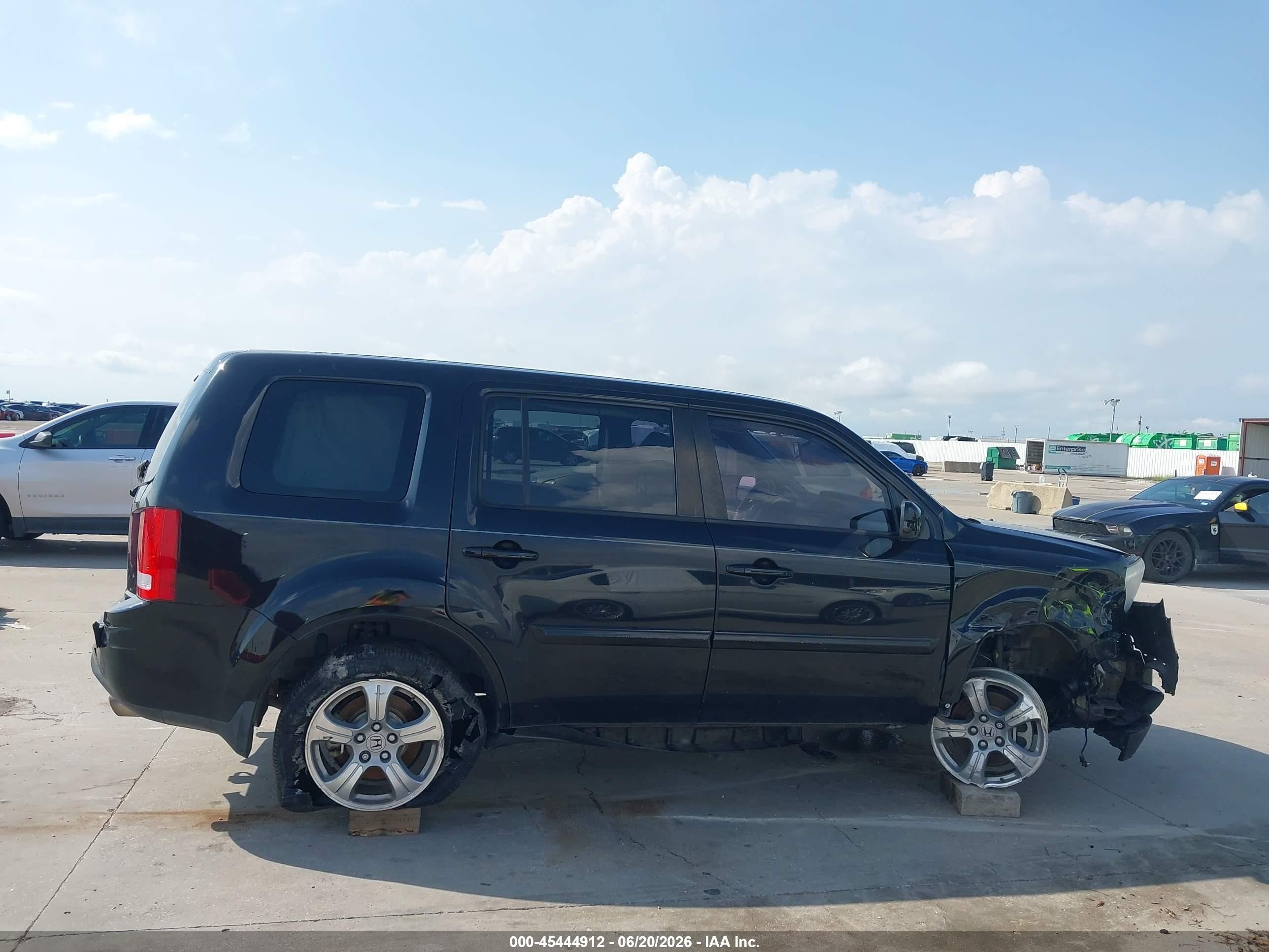 2015 Honda Pilot Ex Черный vin: 5FNYF3H49FB031977