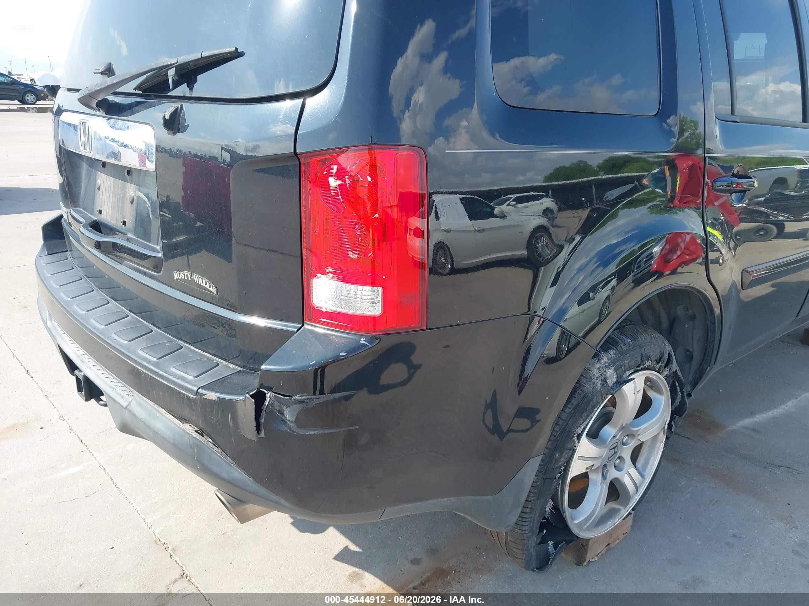 2015 Honda Pilot Ex Черный vin: 5FNYF3H49FB031977
