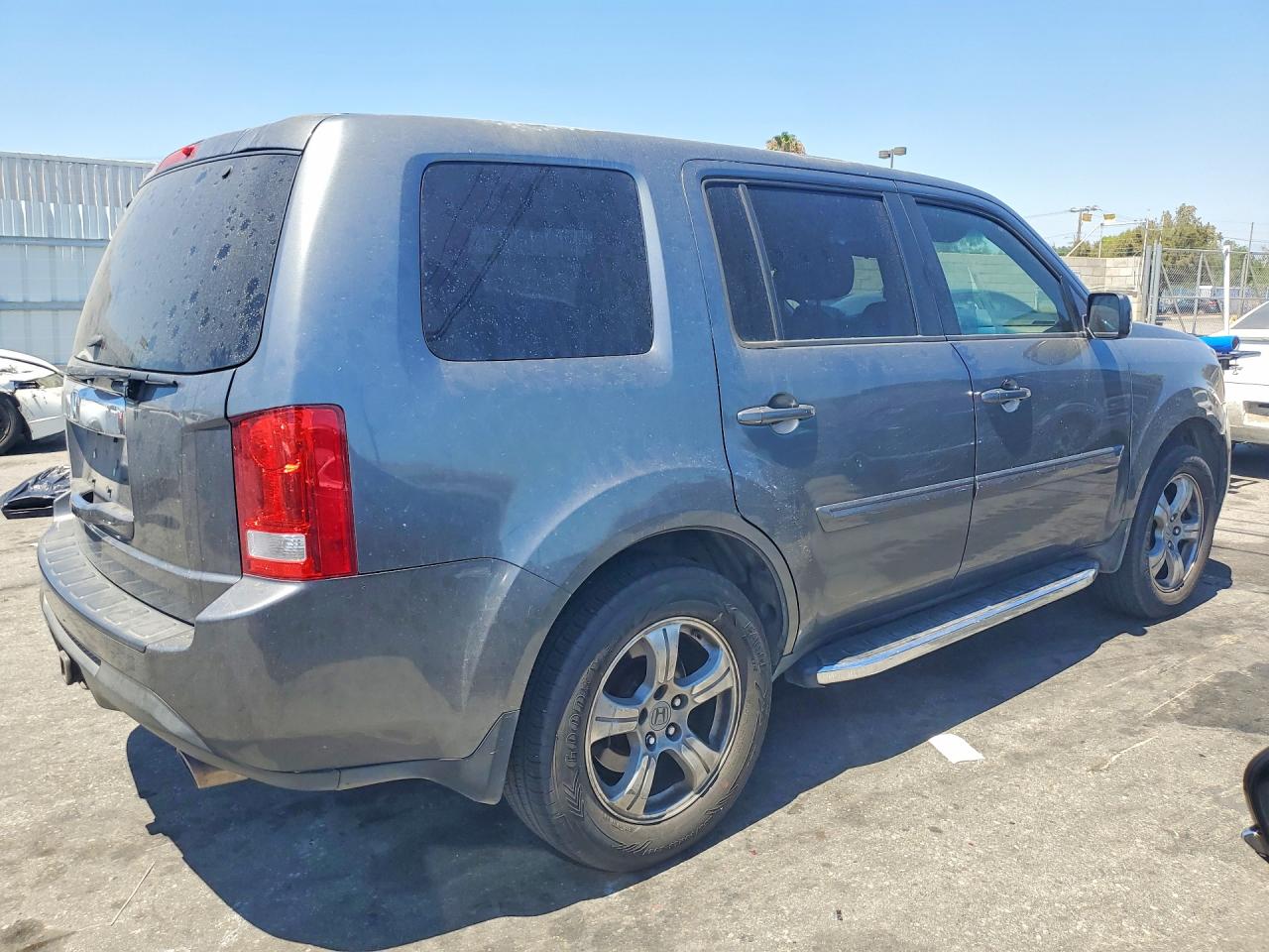 2013 Honda Pilot Ex Gray vin: 5FNYF3H4XDB018183