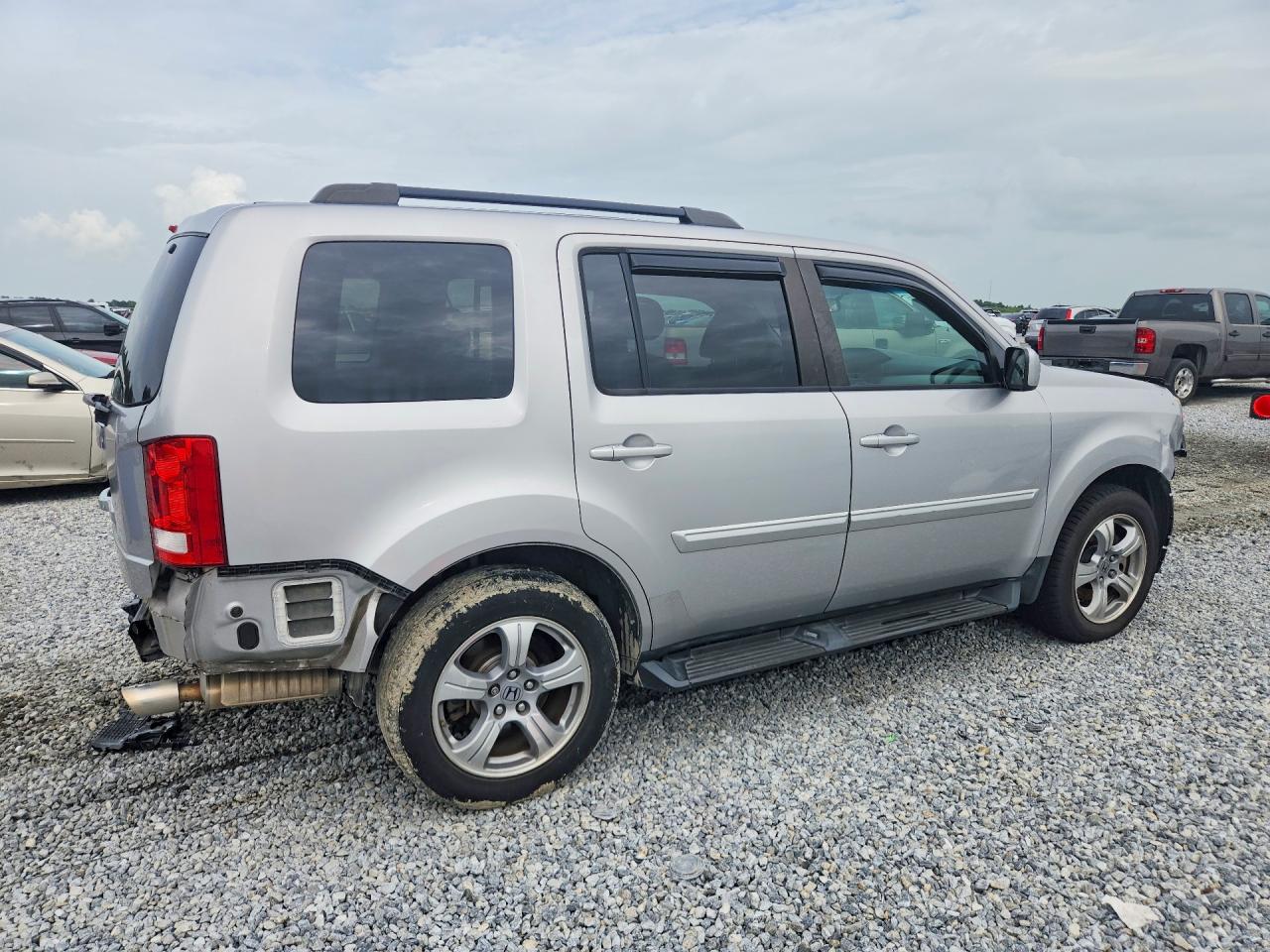 2015 Honda Pilot Ex Silver vin: 5FNYF3H4XFB030787