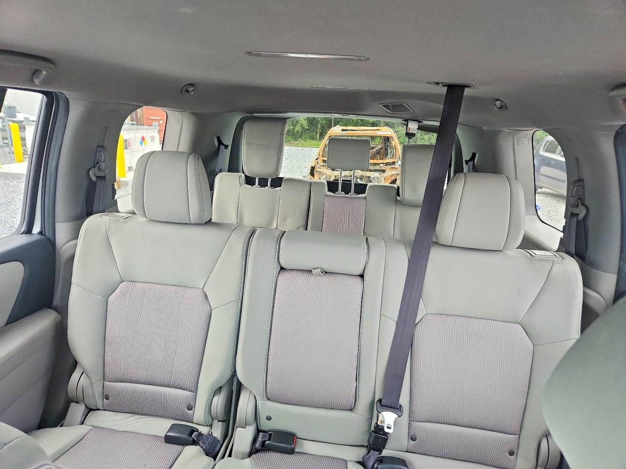2015 Honda Pilot Ex Silver vin: 5FNYF3H4XFB030787
