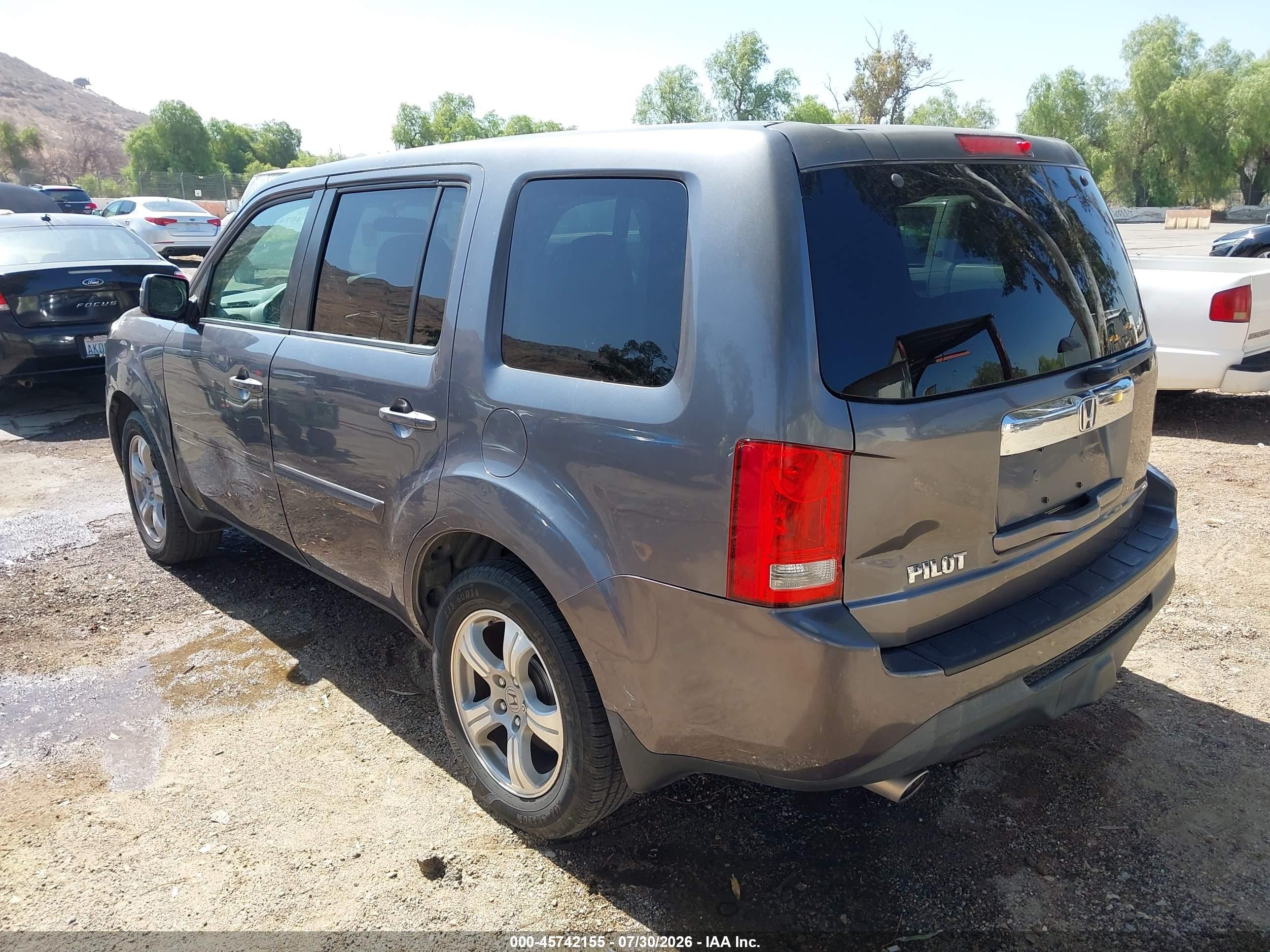 2015 Honda Pilot Ex Gray vin: 5FNYF3H4XFB031230