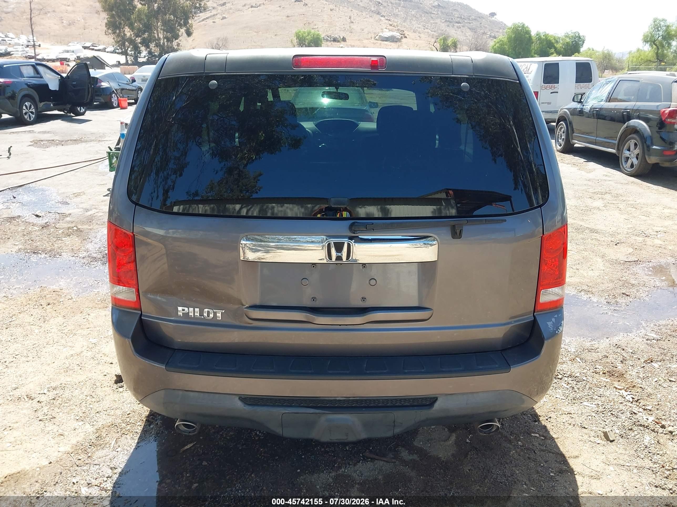 2015 Honda Pilot Ex Gray vin: 5FNYF3H4XFB031230