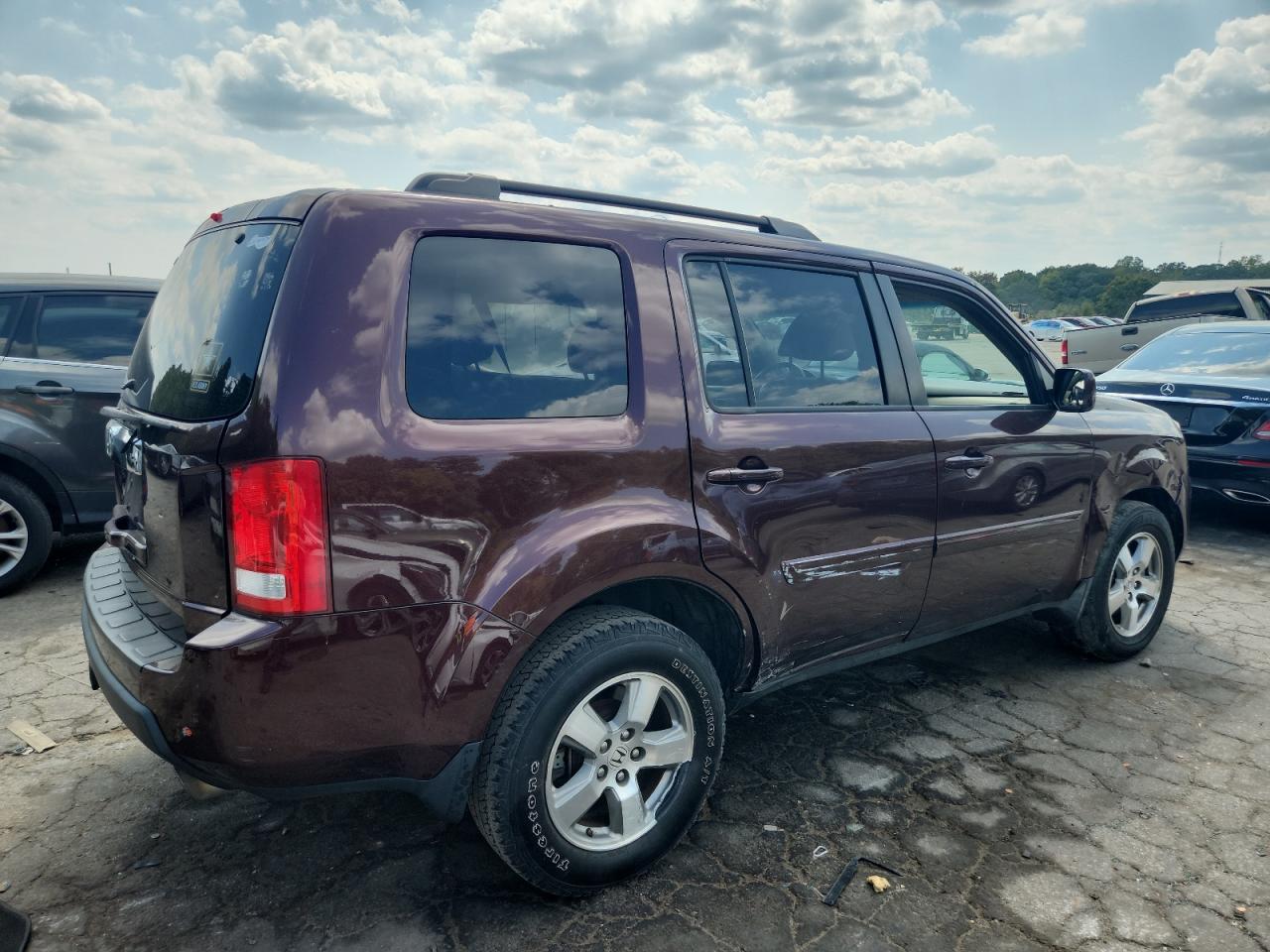 2010 Honda Pilot Exl Burgundy vin: 5FNYF3H50AB013076