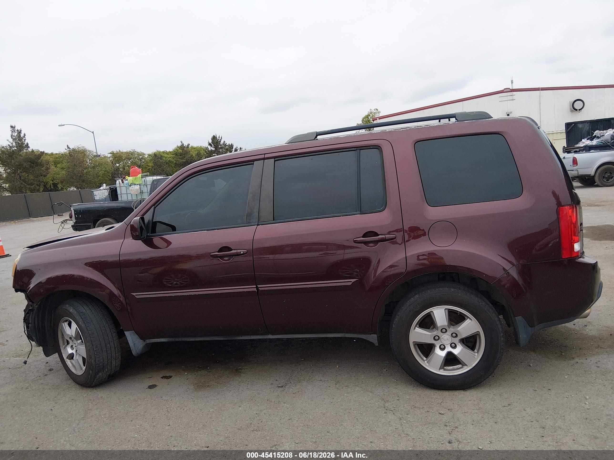 2010 Honda Pilot Ex-l Burgundy vin: 5FNYF3H50AB016477