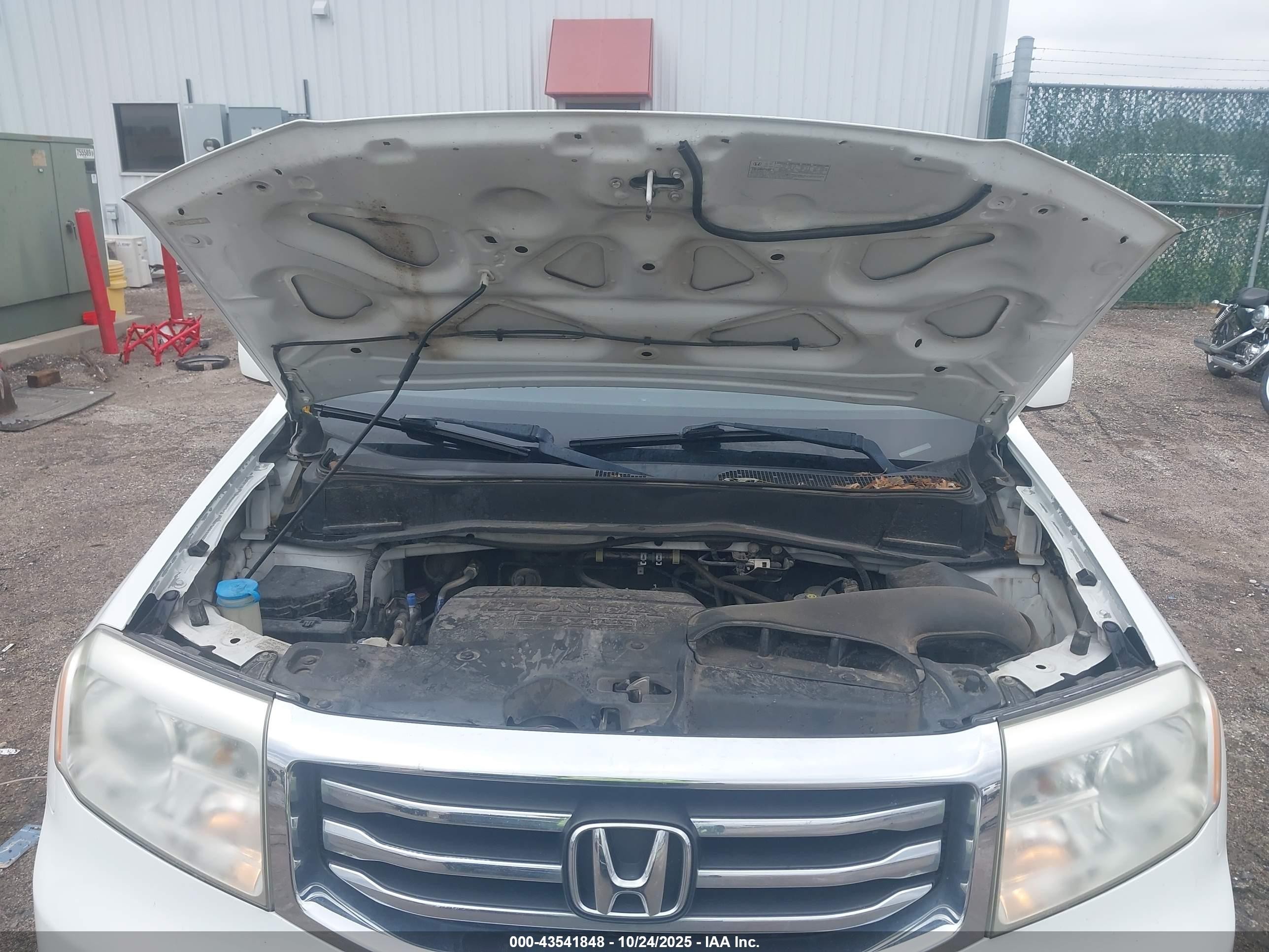 2013 Honda Pilot Ex-l White vin: 5FNYF3H50DB004026