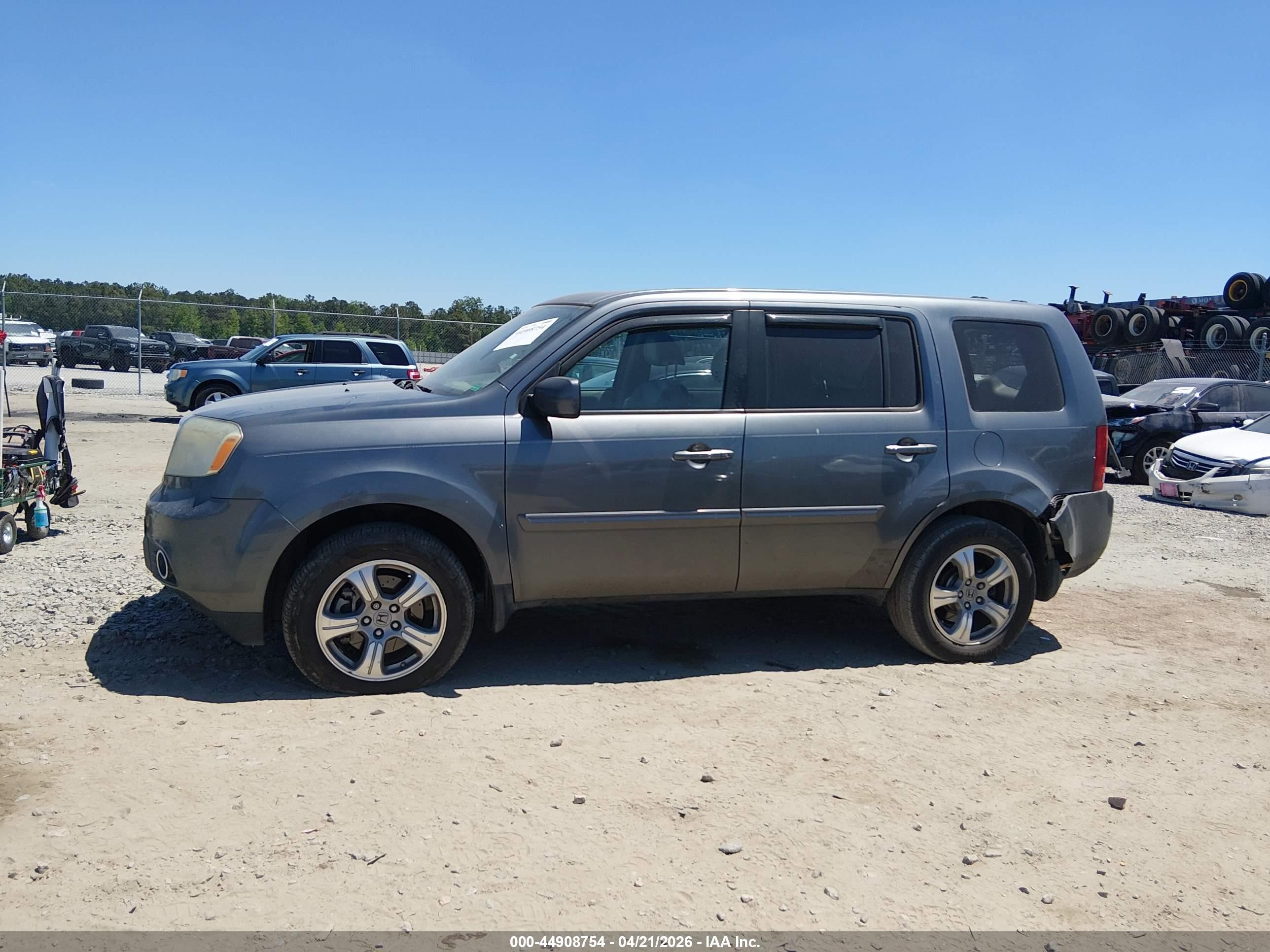 2013 Honda Pilot Ex-l Gray vin: 5FNYF3H50DB040041